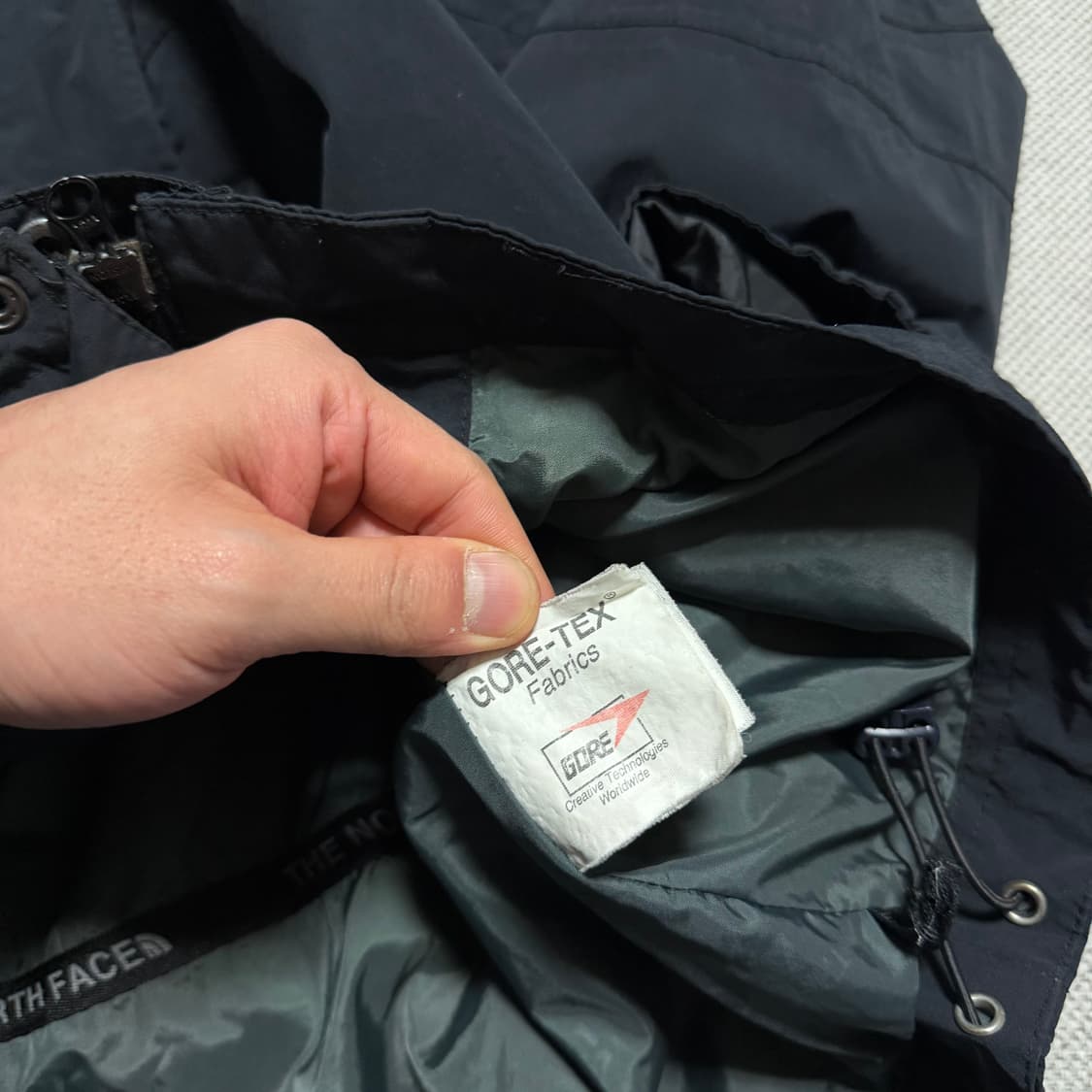 노스페이스 고어텍스XCR 마운틴 자켓 상품이미지3