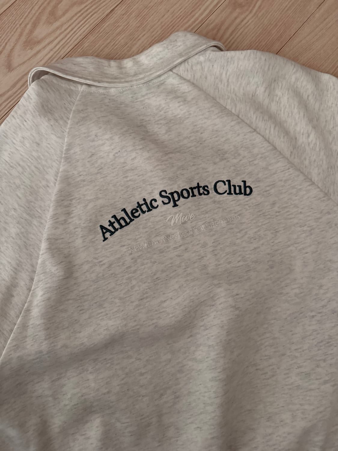 뉴발란스 반집업 상품이미지2