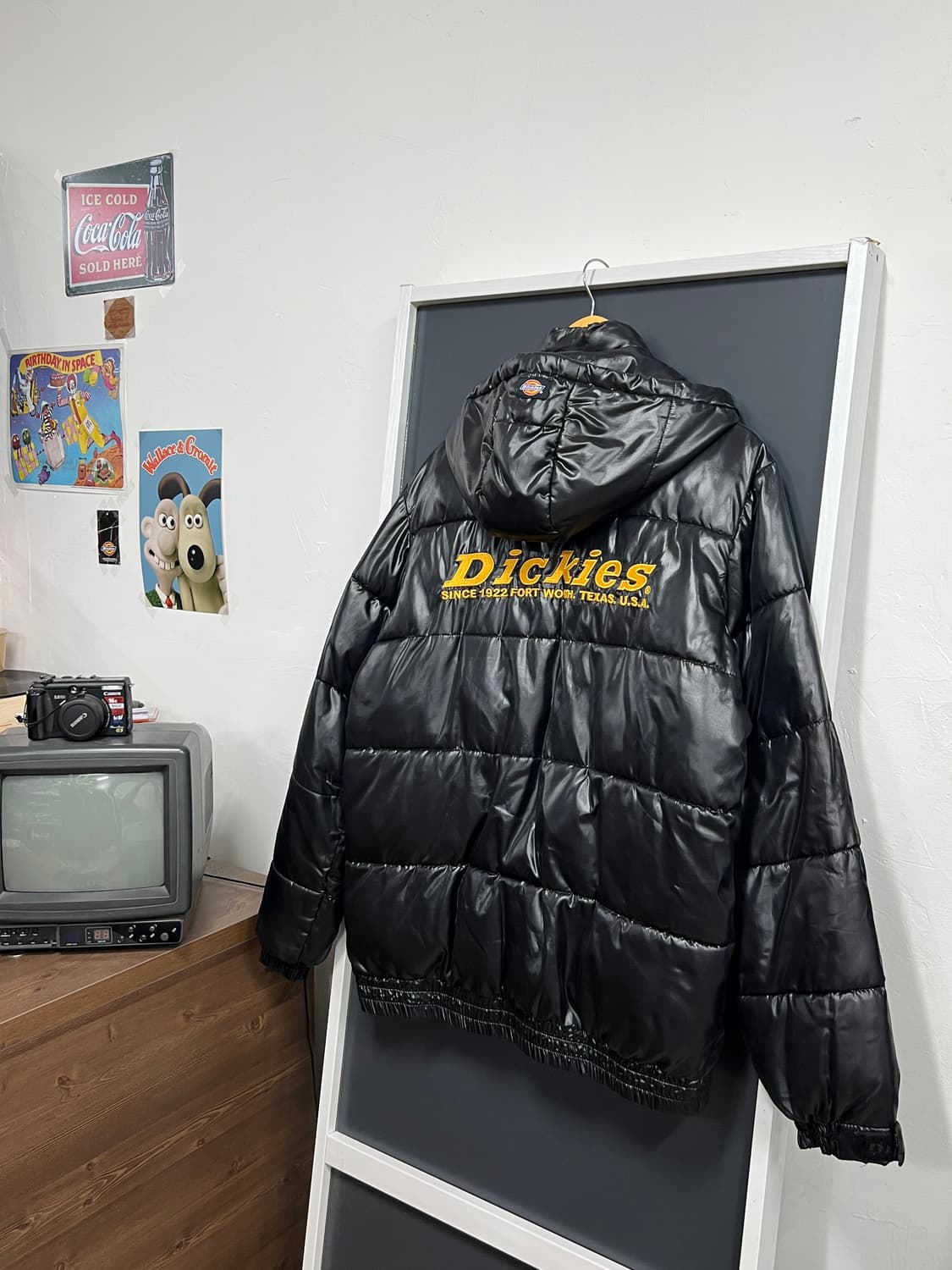 Dickies 디키즈 빅로고 유광 패딩 점퍼 상품이미지1