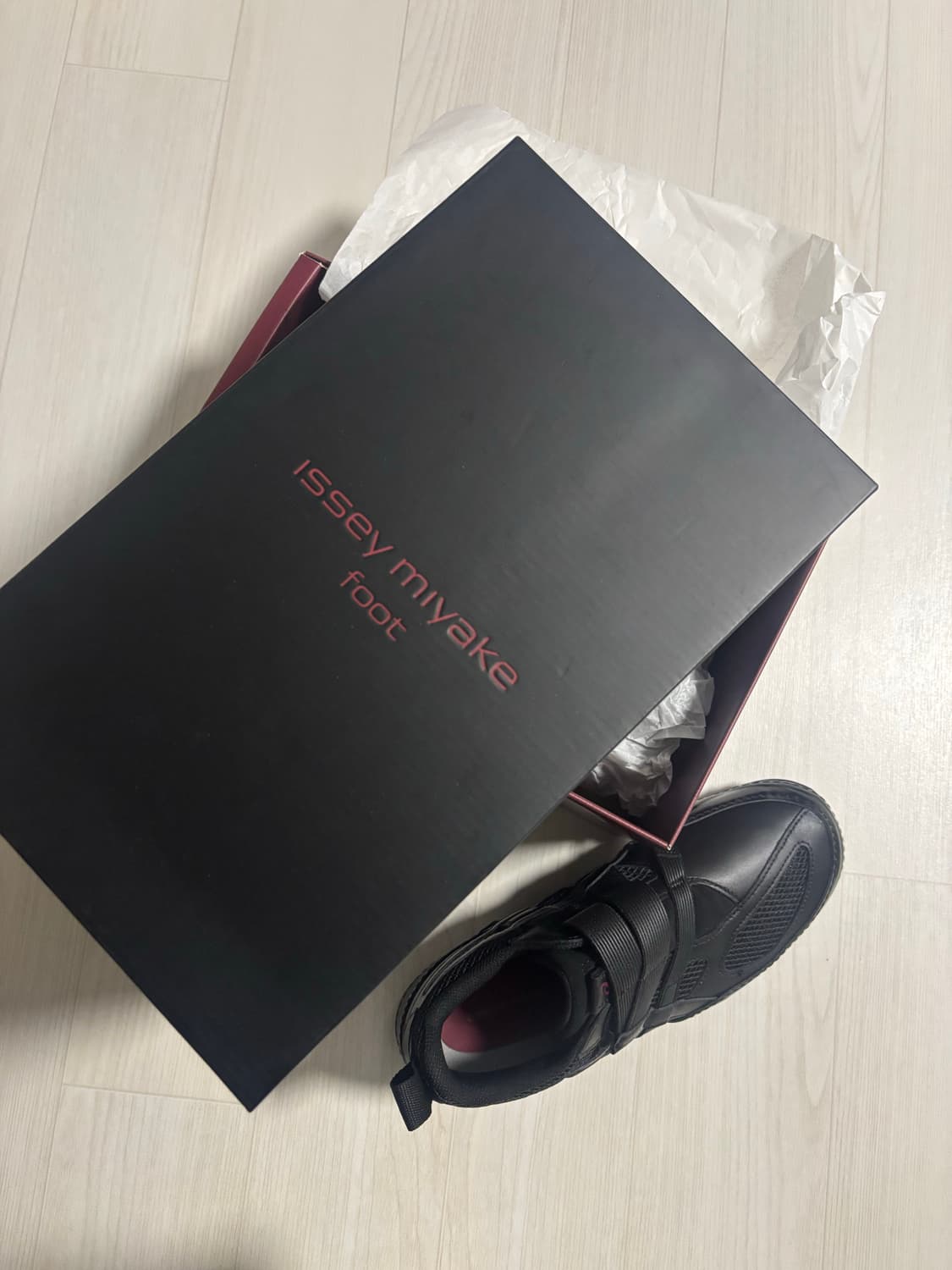 아식스 이세이 미야케 상품이미지1