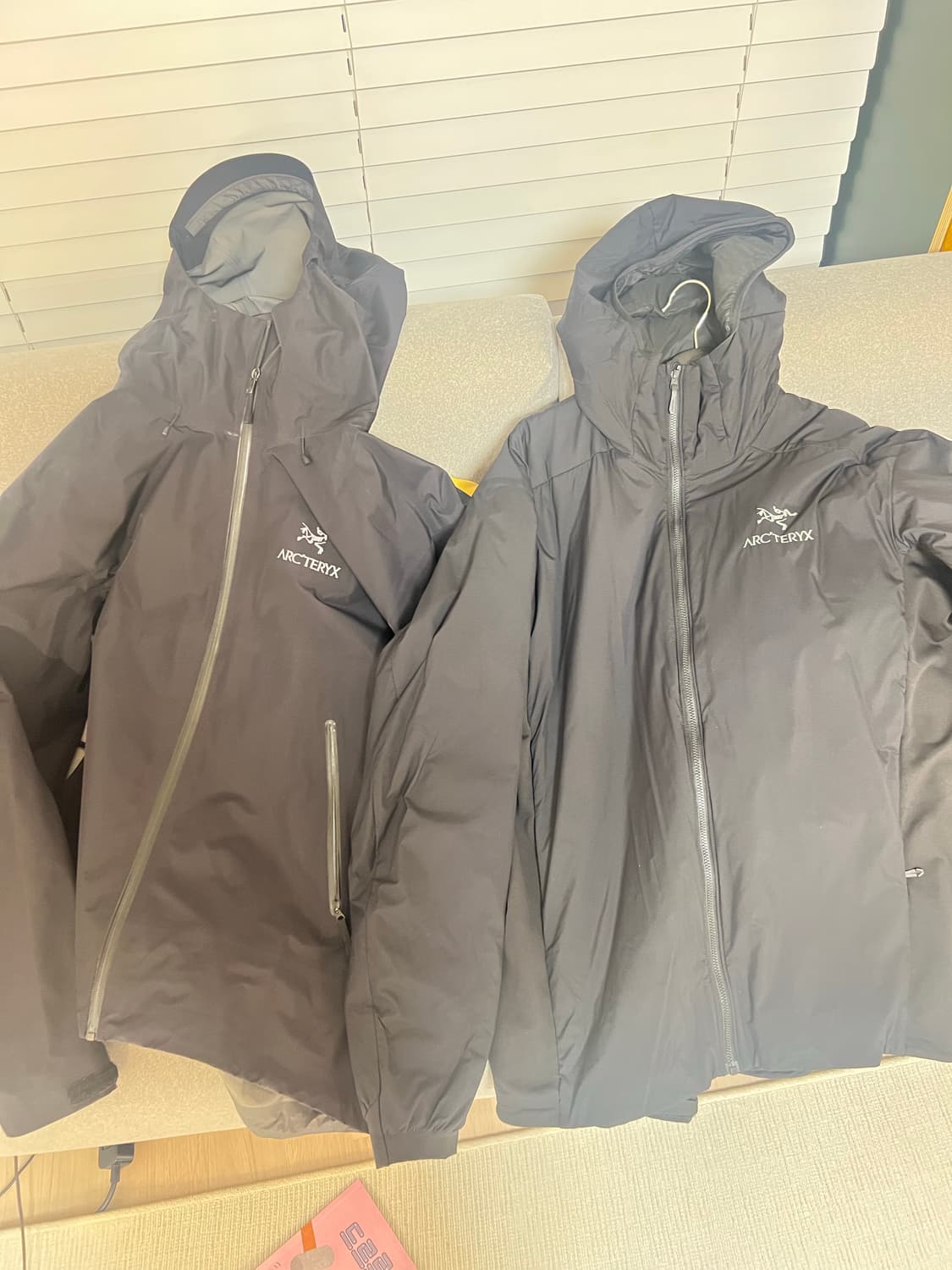 [L] 아크테릭스 아톰LT 후디 블랙 상품이미지2