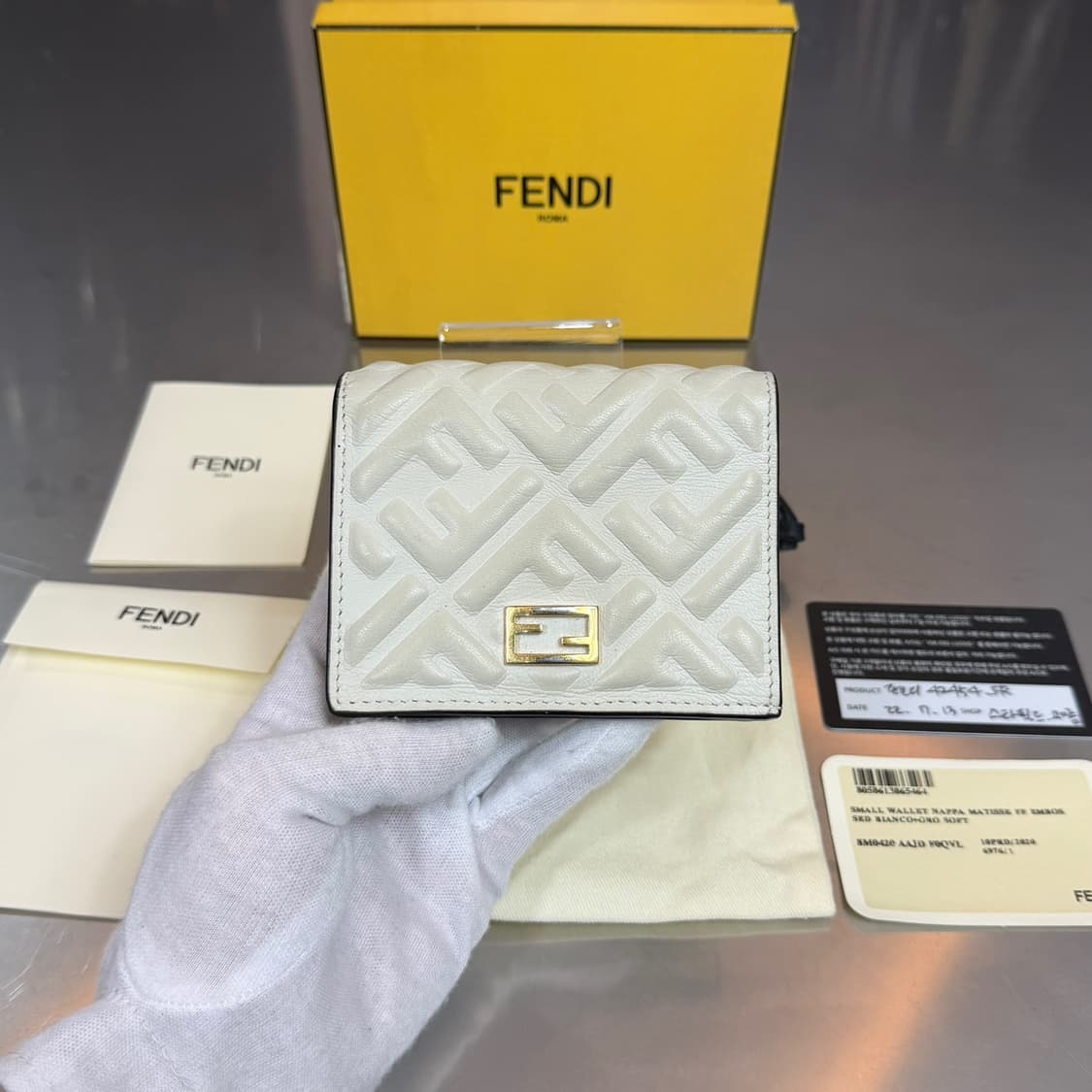 [리오브] 펜디 FF 바게트 마이크로 삼단 중지갑 상품이미지2