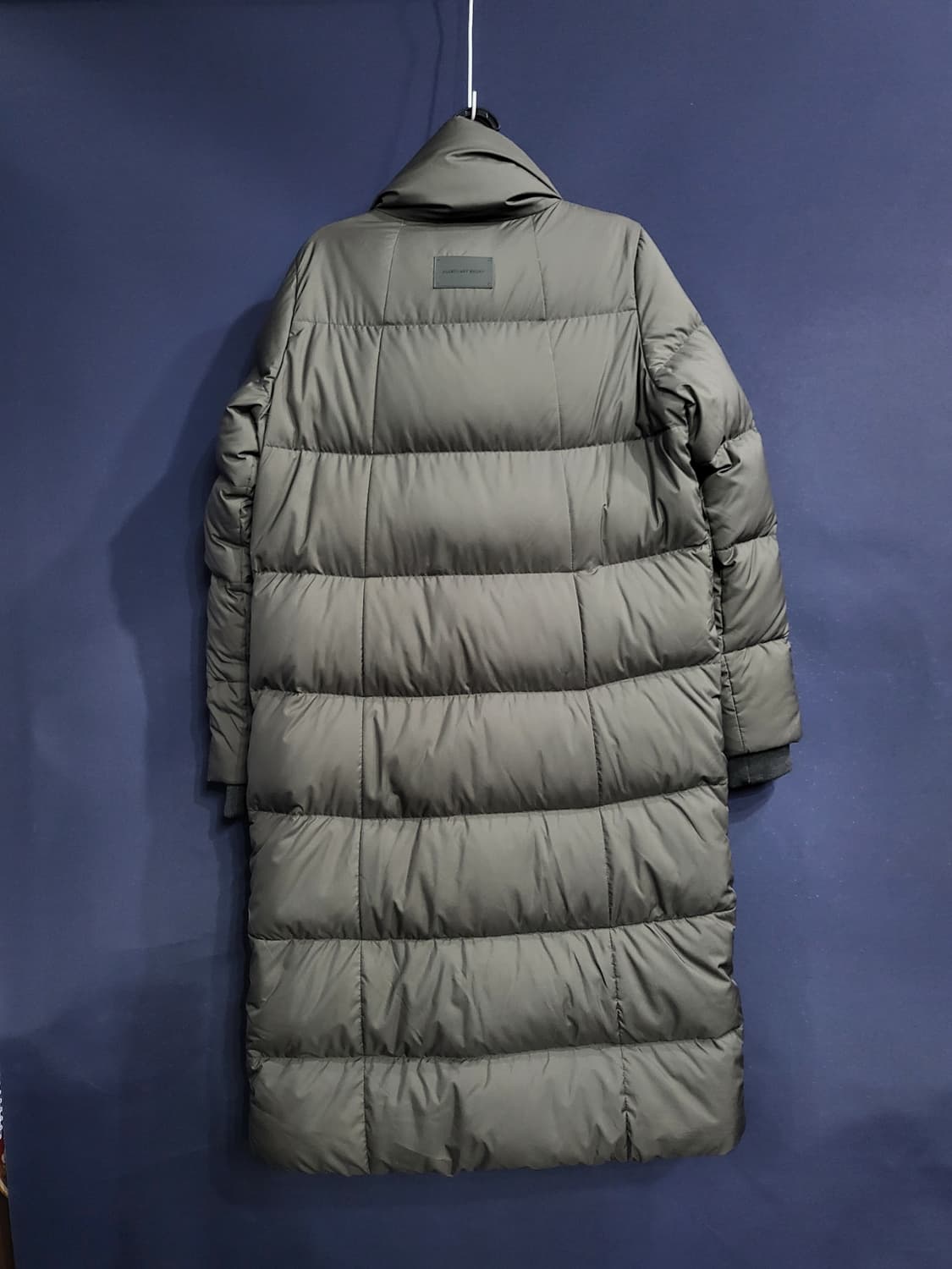 질스튜어트 다운 넥 롱패딩 상품이미지7