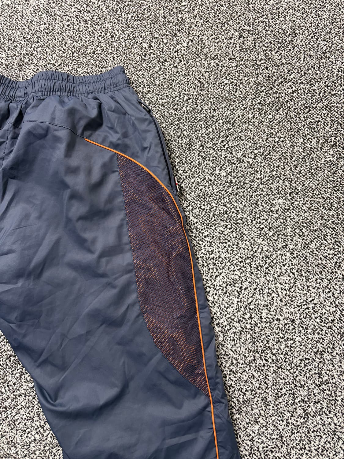 빈티지9. 엄브로 올드스쿨 나일론 트레이닝 팬츠 상품이미지3