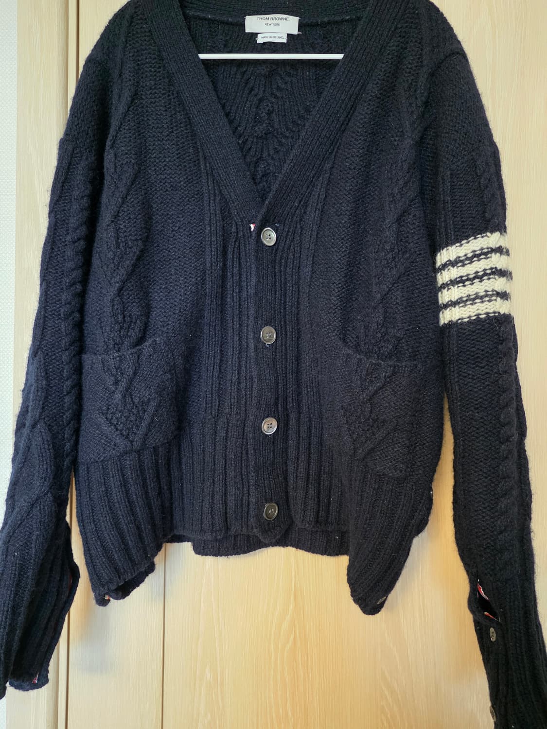 [4사이즈] 톰브라운 아란 케이블 니트 가디건 상품이미지2