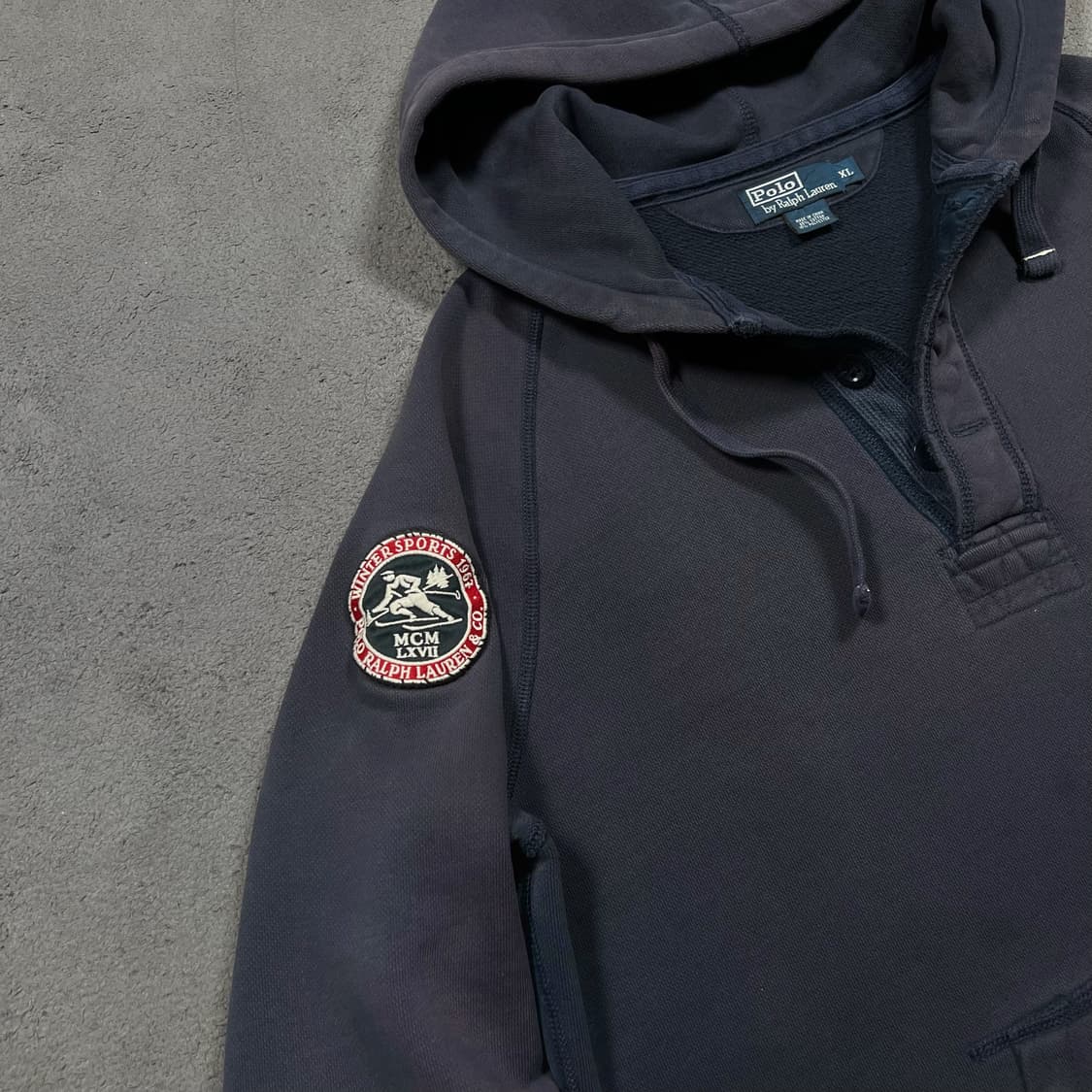 폴로 다운힐 패치로고 버튼 후드티 상품이미지3