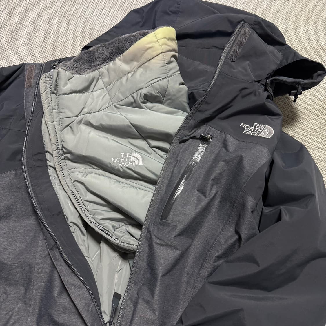 노스페이스 하이벤트 바람막이 자켓 (경량패딩 내피) 상품이미지3
