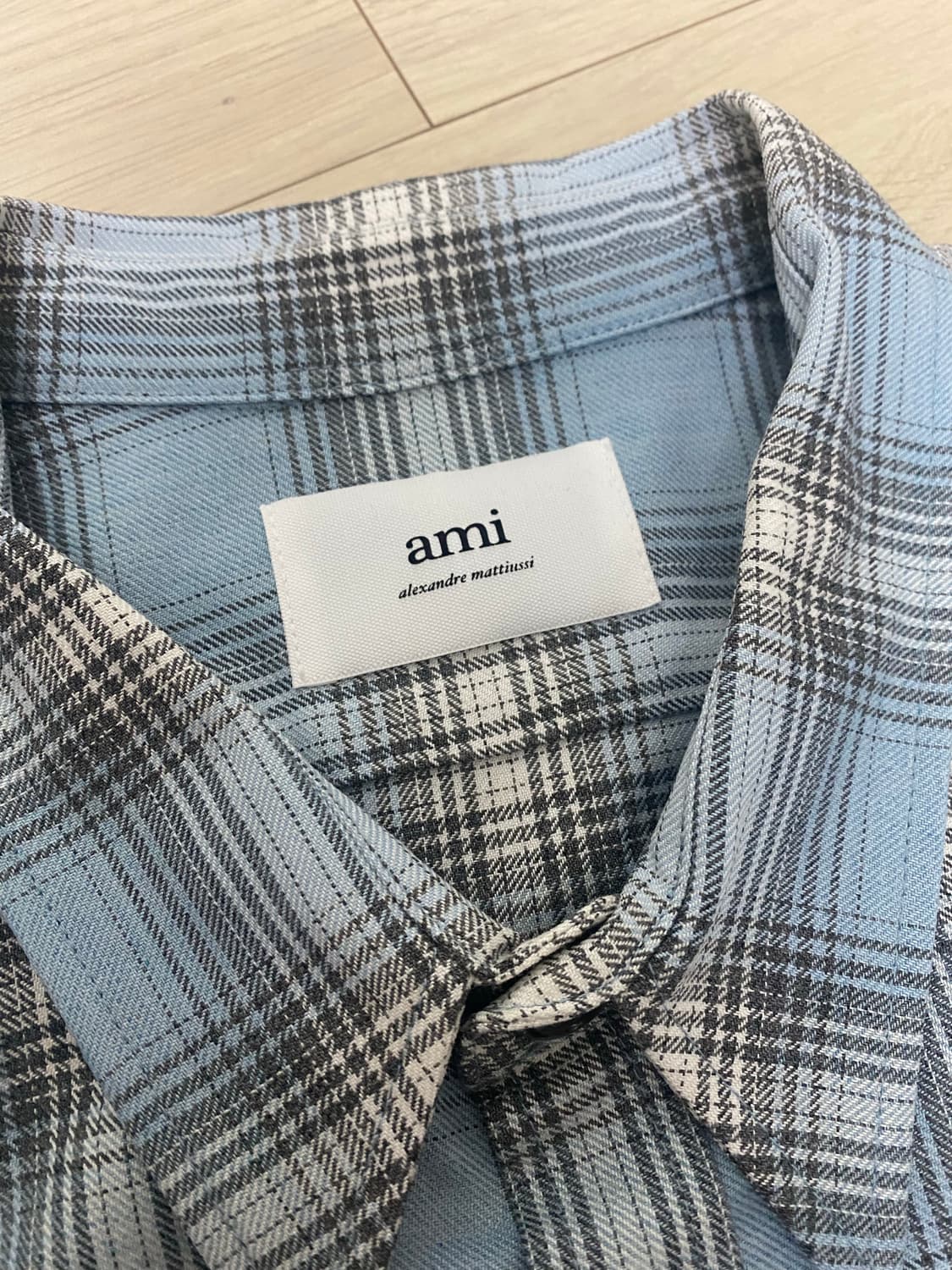 (새상품) 아미 오버사이즈 포켓 오버셔츠 상품이미지3