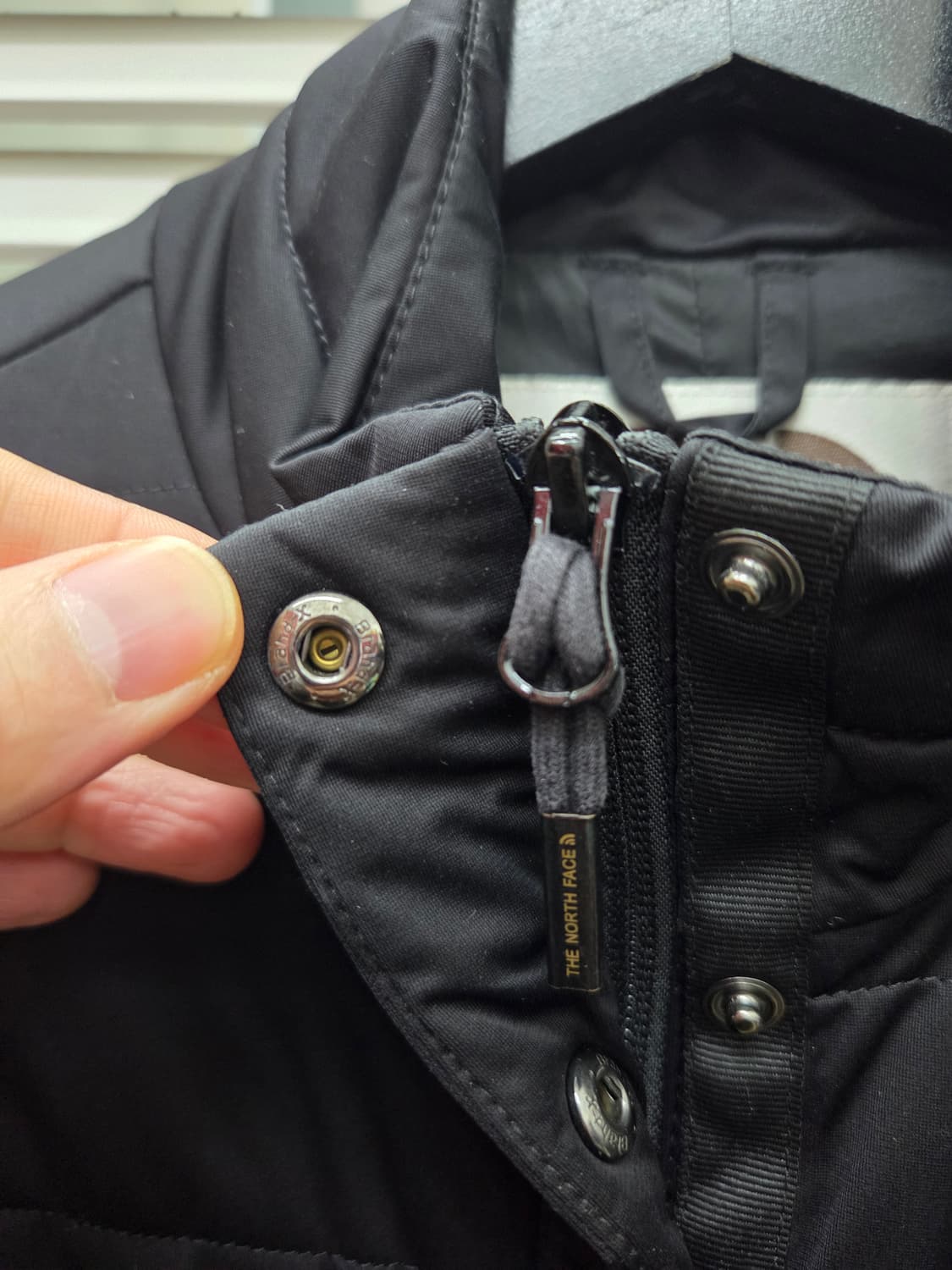 노스페이스 화이트라벨 브이모션 경량 패딩 코트 상품이미지3