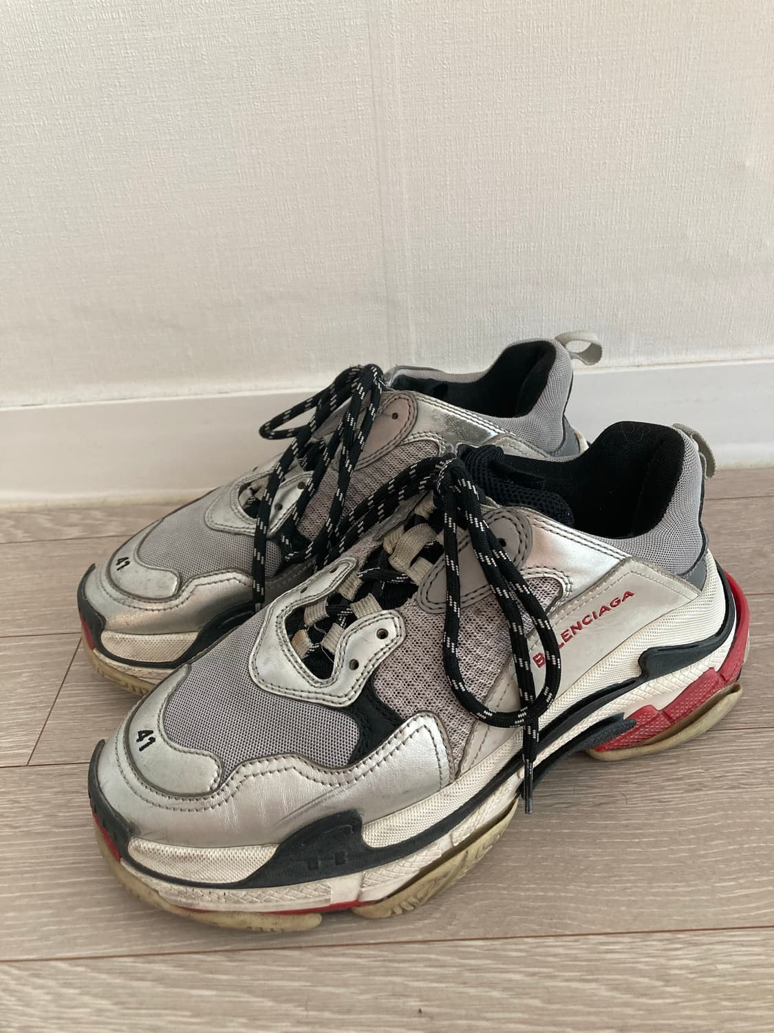 발렌시아가 트리플S 상품이미지1