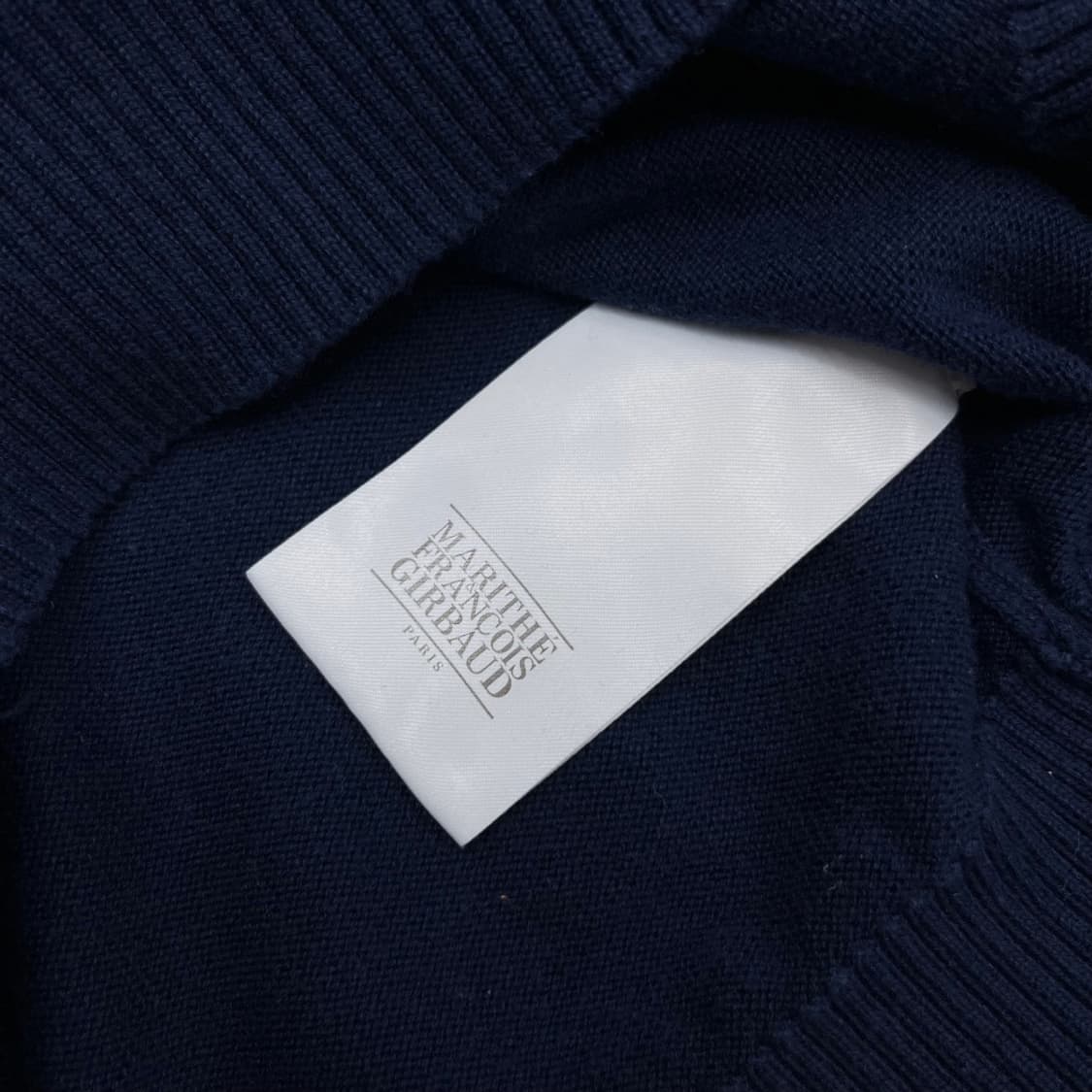 마리떼 프랑소와 저버 센터자수 크롭 반팔 니트 상품이미지6