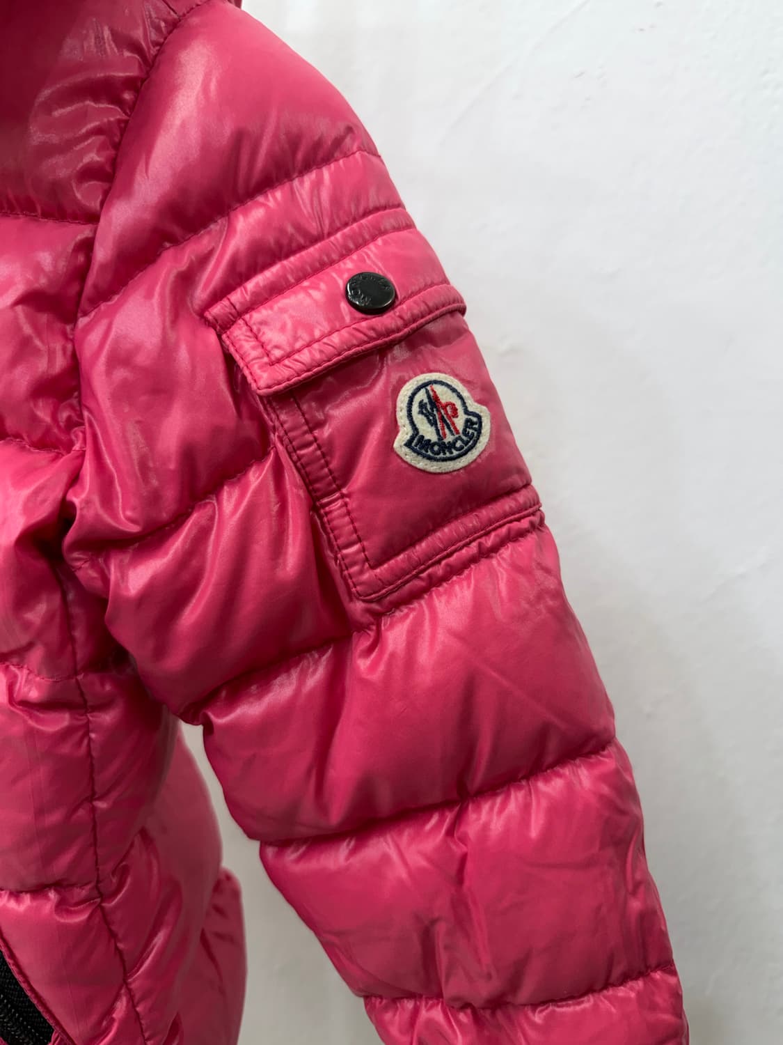 정품) 몽클레어 키즈 핑크 패딩 점퍼 2Y 상품이미지4