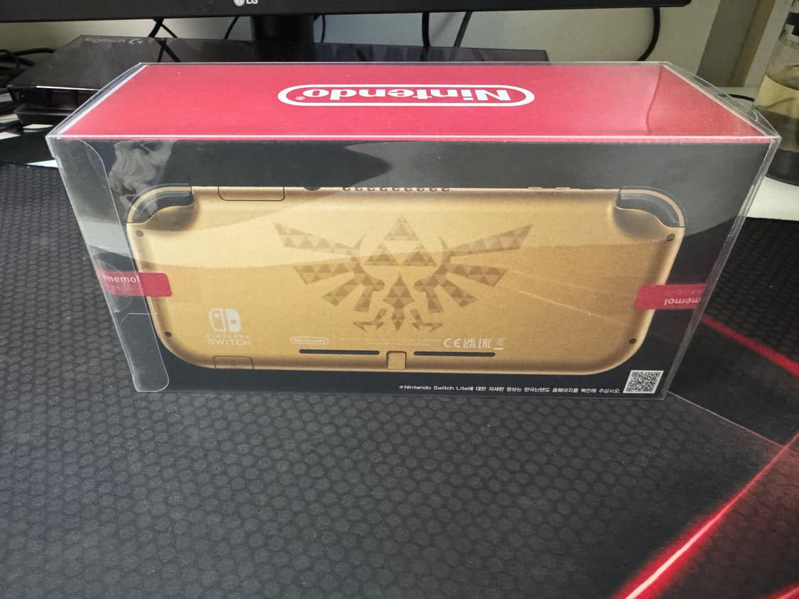 닌텐도 스위치 라이트 하이랄 에디션 새제품 상품이미지2