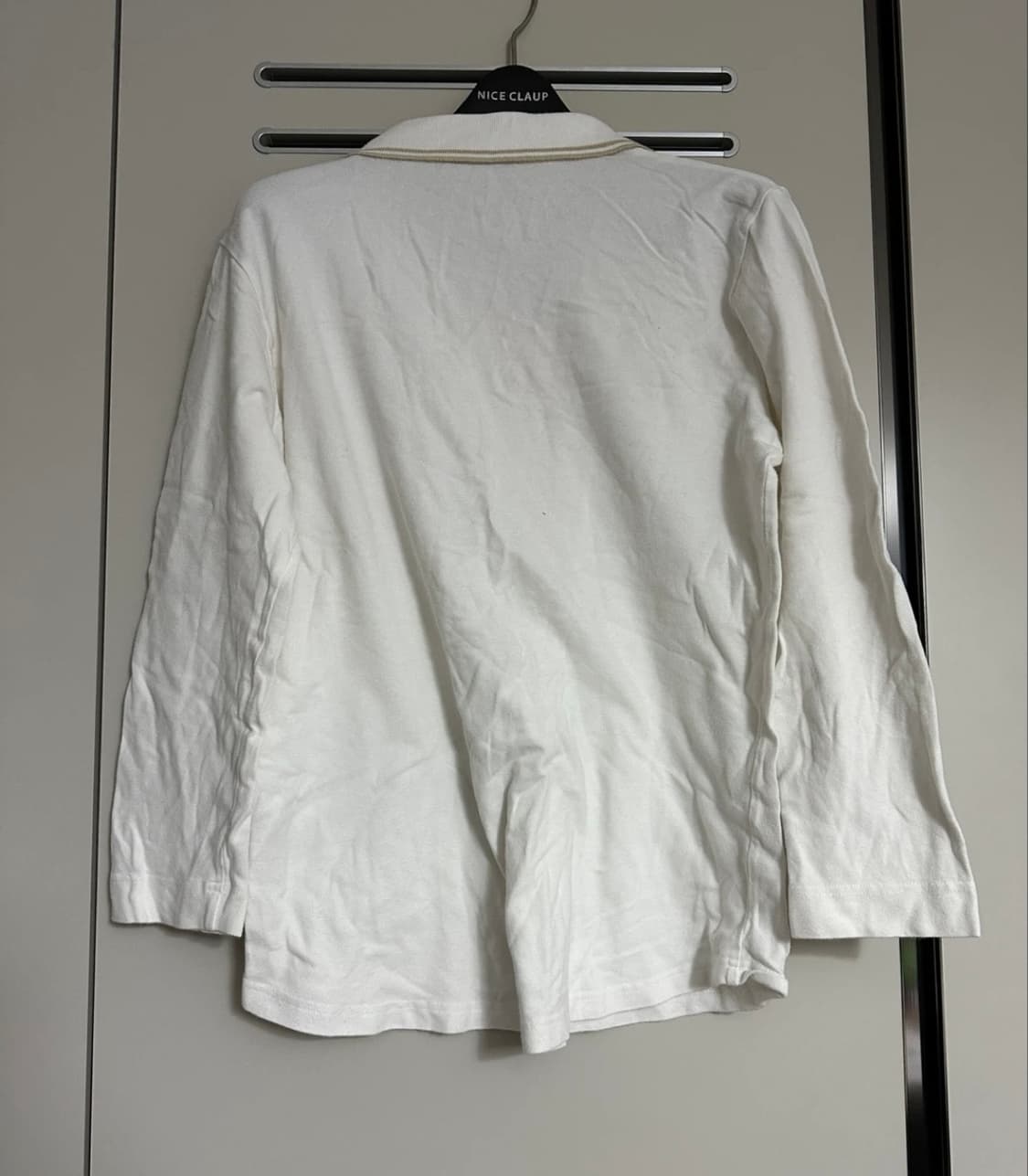 골피노 화이트 카라넥 긴팔 티셔츠 상품이미지2