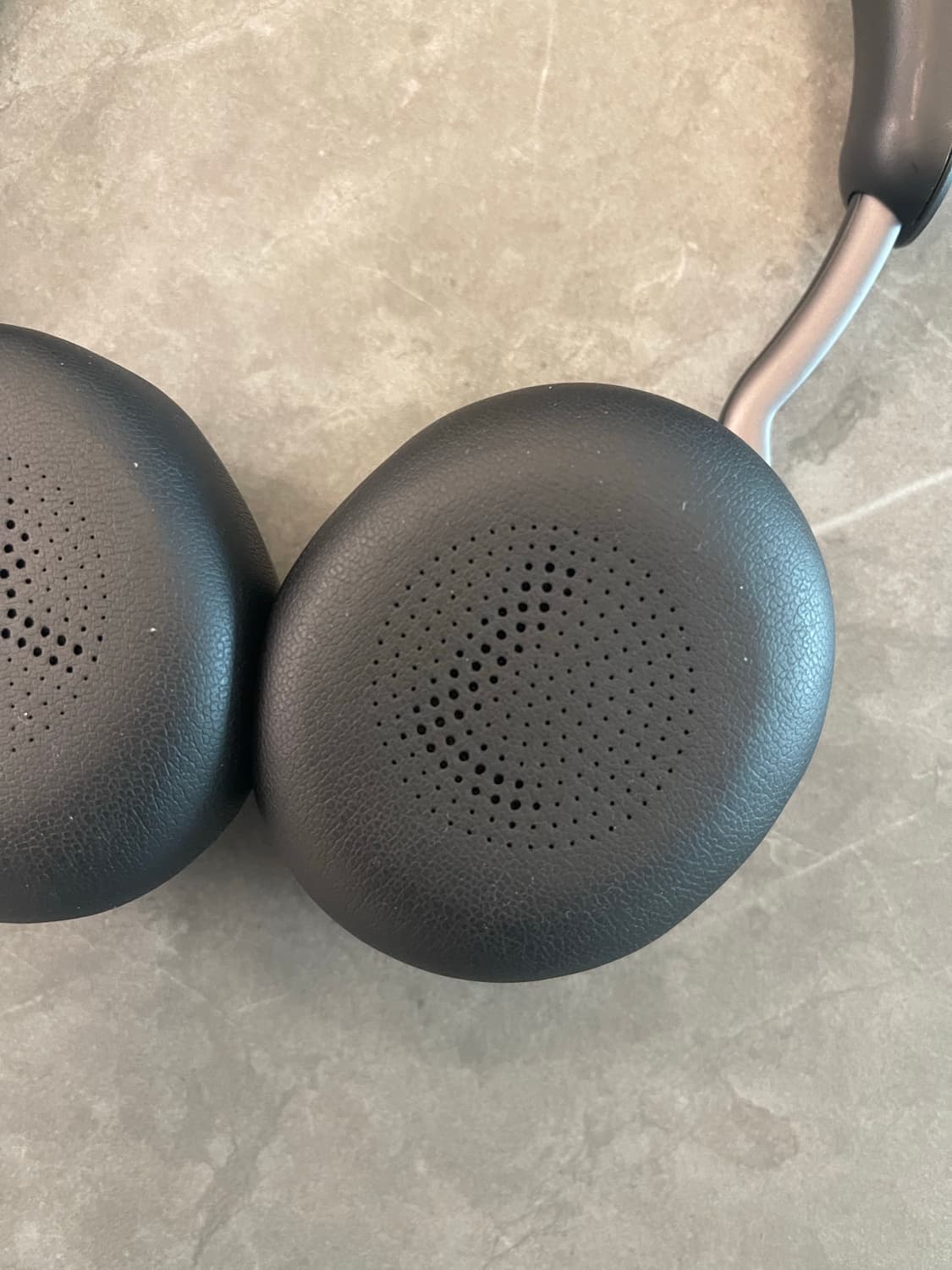 Jabra Elite 45h 완전 무선 헤드폰 티타늄 블랙  상품이미지5