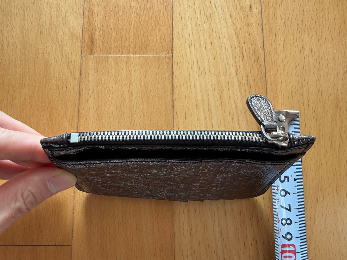 발렌시아가 BALENCIAGA 지갑 중지갑 지퍼돌이 스터드 반지갑 명품지 상품이미지3