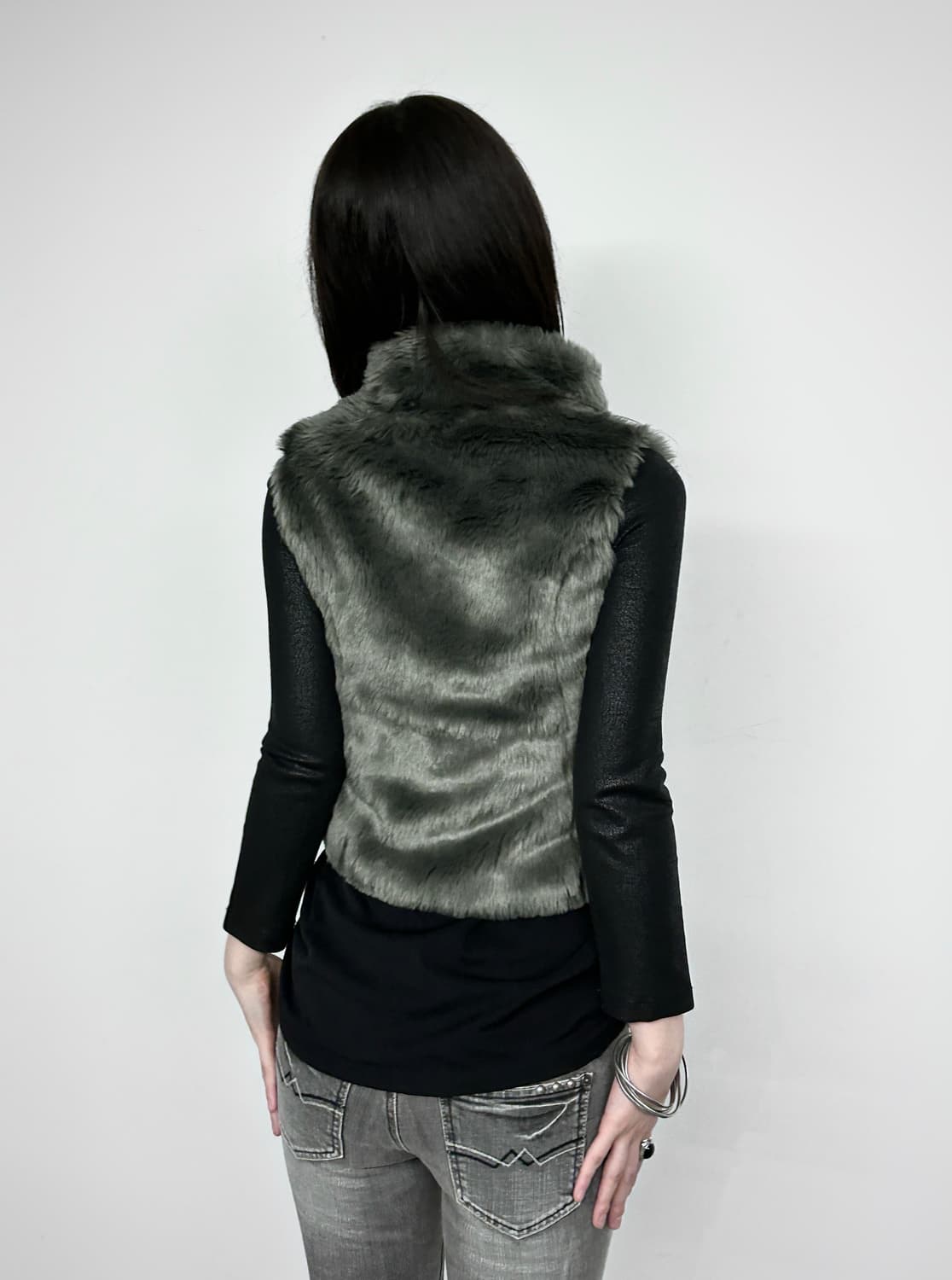 DKNY Fur/Cracked Arm Zip-up 상품이미지3