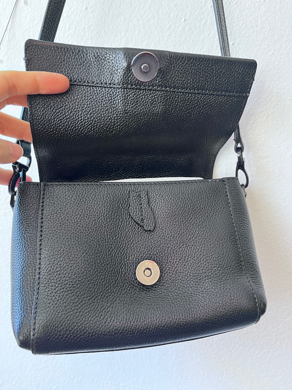 쿠론 럭키슈에뜨 천연가죽 블랙미니크로스백 상품이미지4