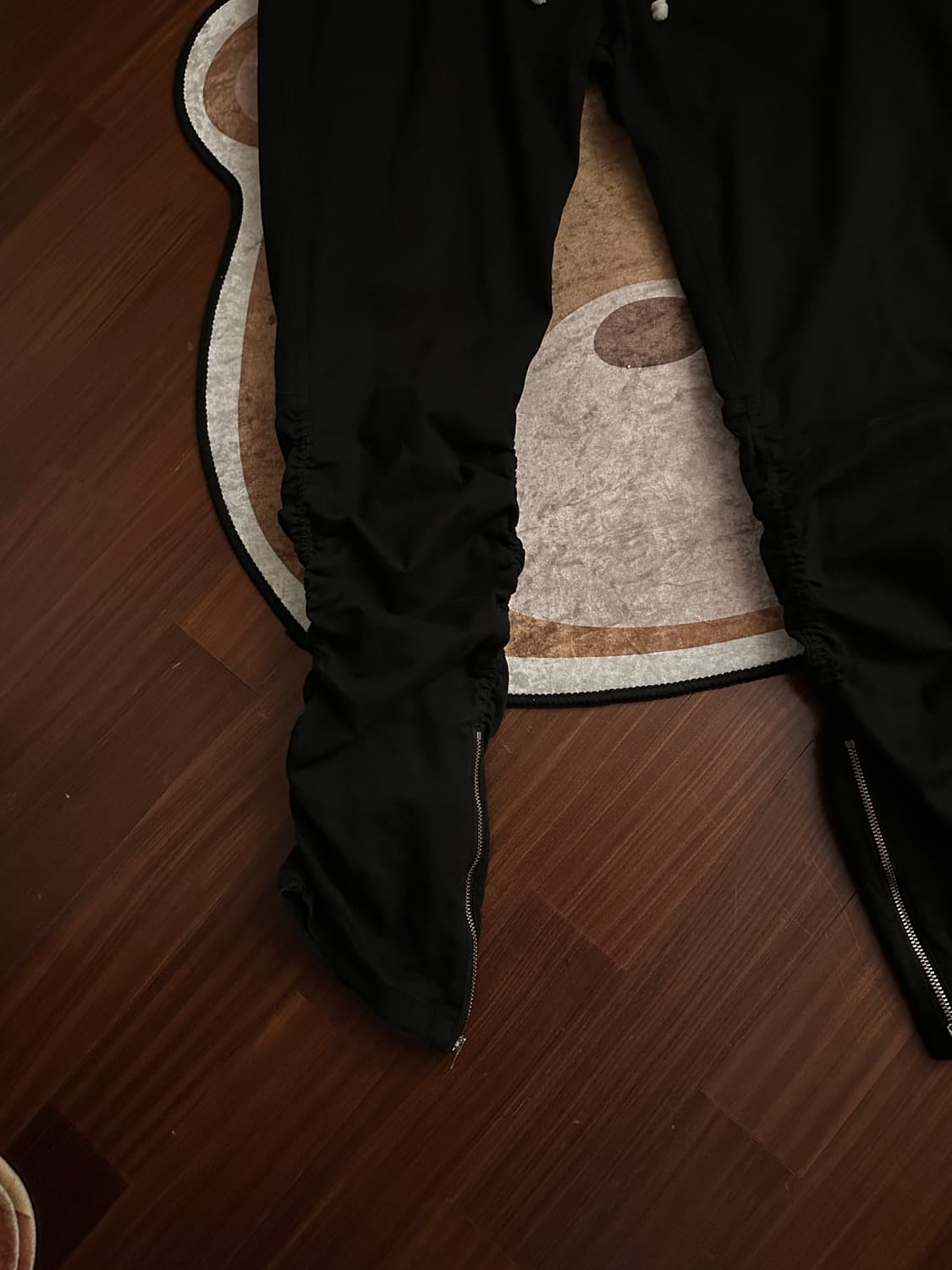 릭오웬스 핏 블랙 링클 트레이닝 바지 상품이미지5