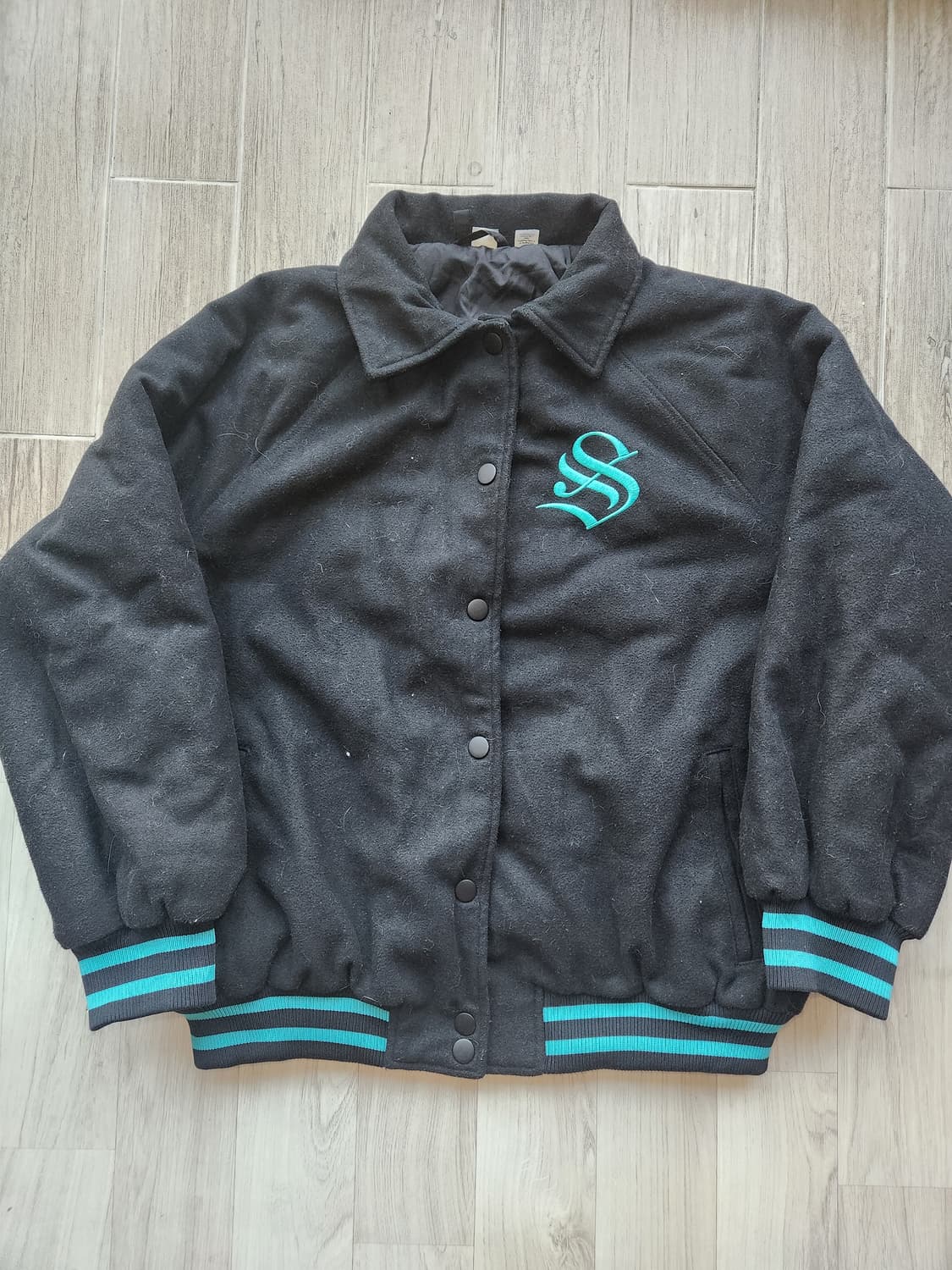 해리포터 x H&M 슬리데린 자수 봄버 자켓 L 상품이미지1