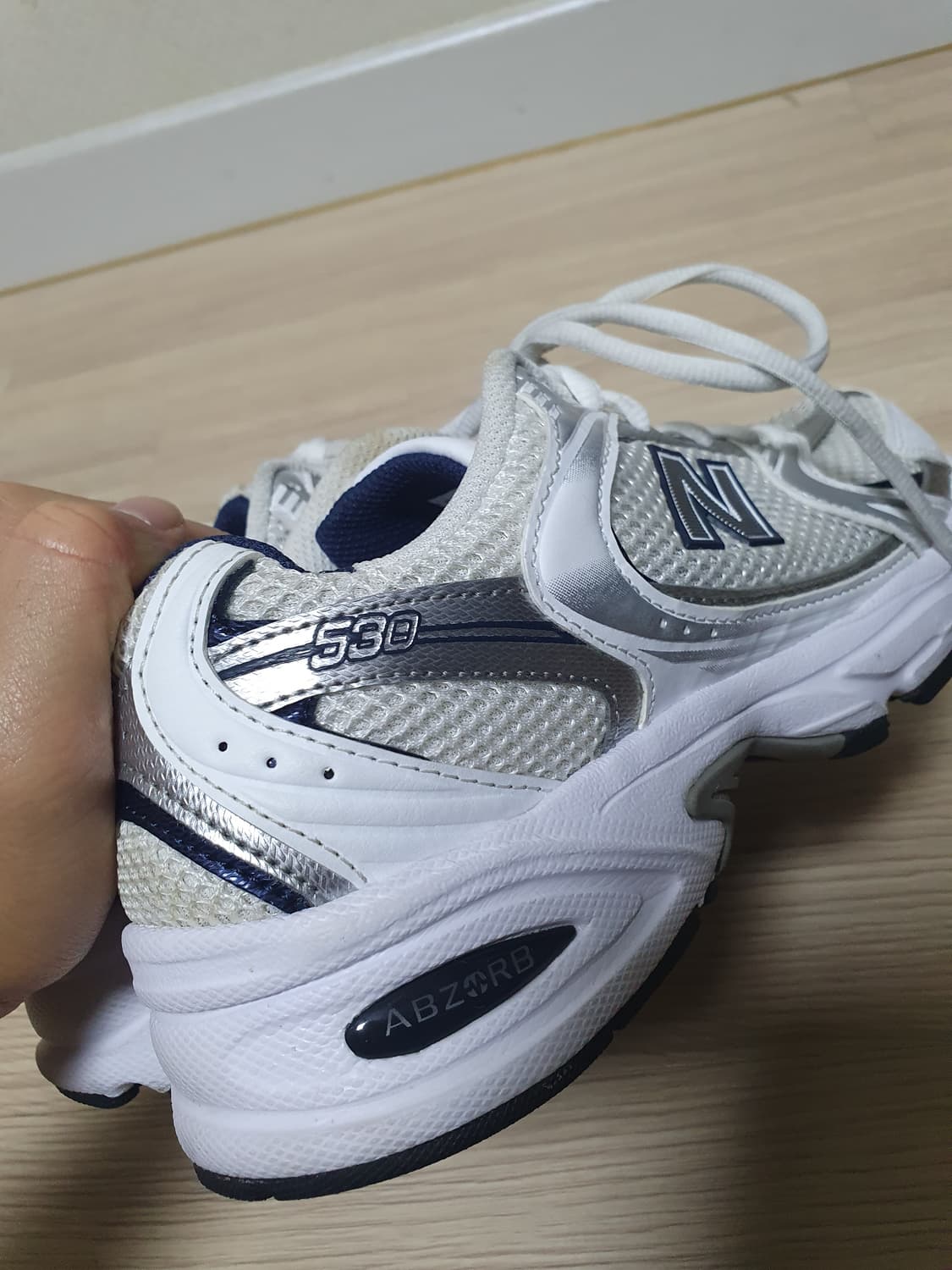 뉴발란스 530 화이트 실버 운동화 240 상품이미지6