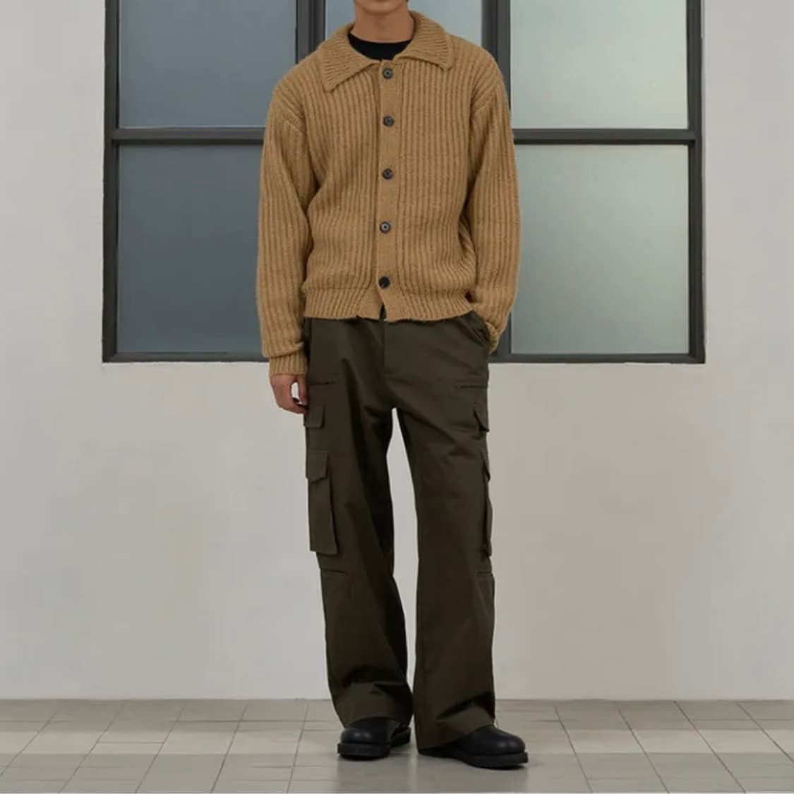 카멜 버튼 가디건 니트 상품이미지1