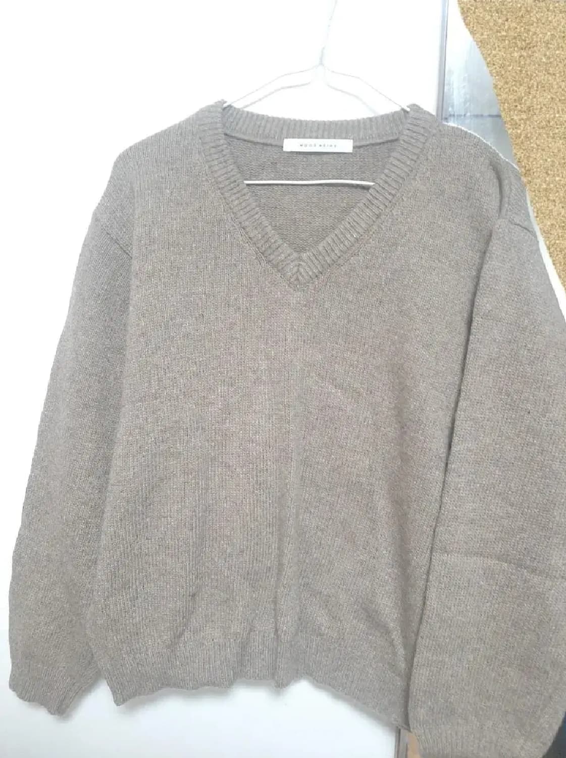 오트밀 베이지 브이넥 도톰 니트 F 44 55 66 상품이미지1