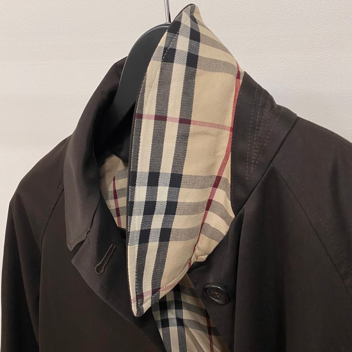 버버리 노바체크 디테일 폴리쉘 코트 매장판 상품이미지3