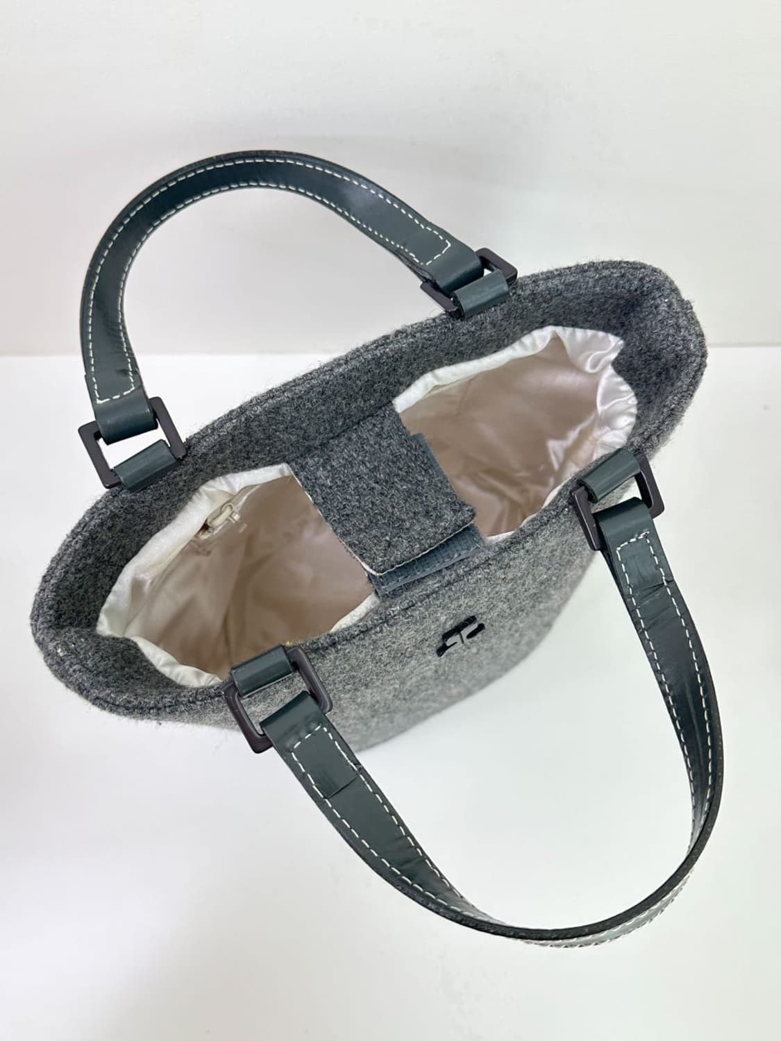 courreges / 꾸레쥬 챠콜 토트백 상품이미지8