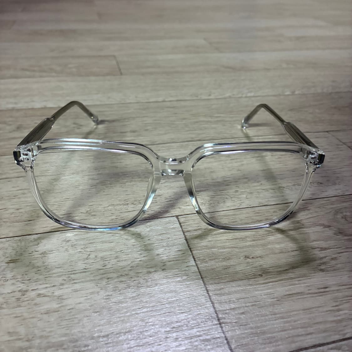 [새상품] 씨엘론다 투명테 뿔테 안경 상품이미지3