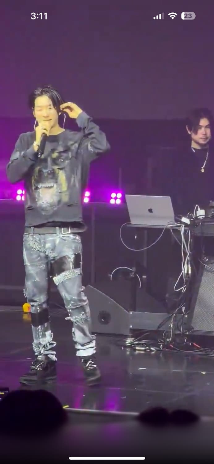 지방시 리카르도 티시 로트와일러 맨투맨 ss20 나우아임영착용 상품이미지2