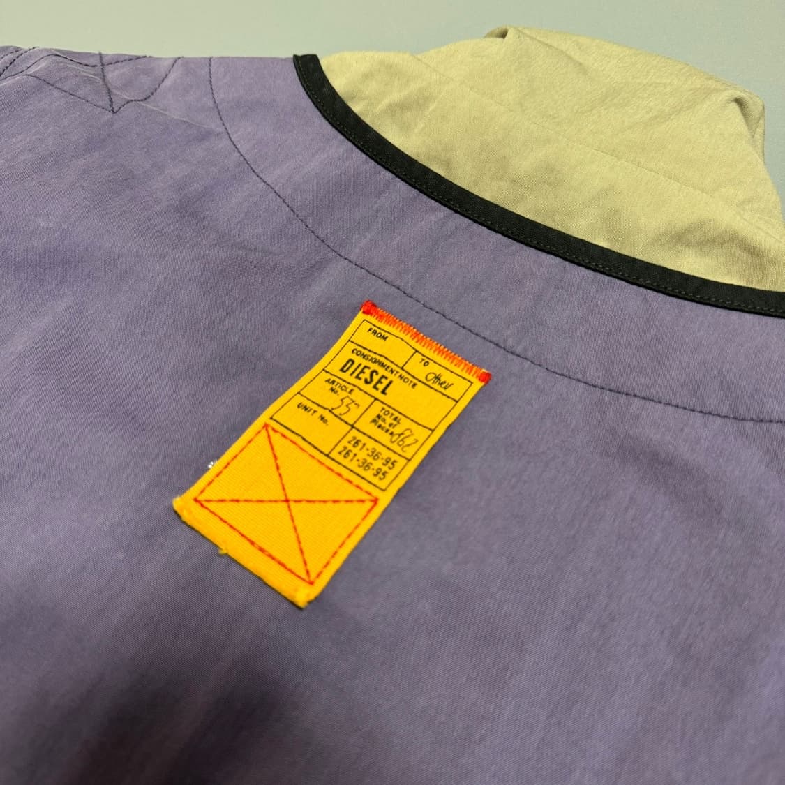 디젤(DIESEL) 퍼플 베이지 오렌 컨버터블 투웨이 하이넥 쇼트 자켓 상품이미지8