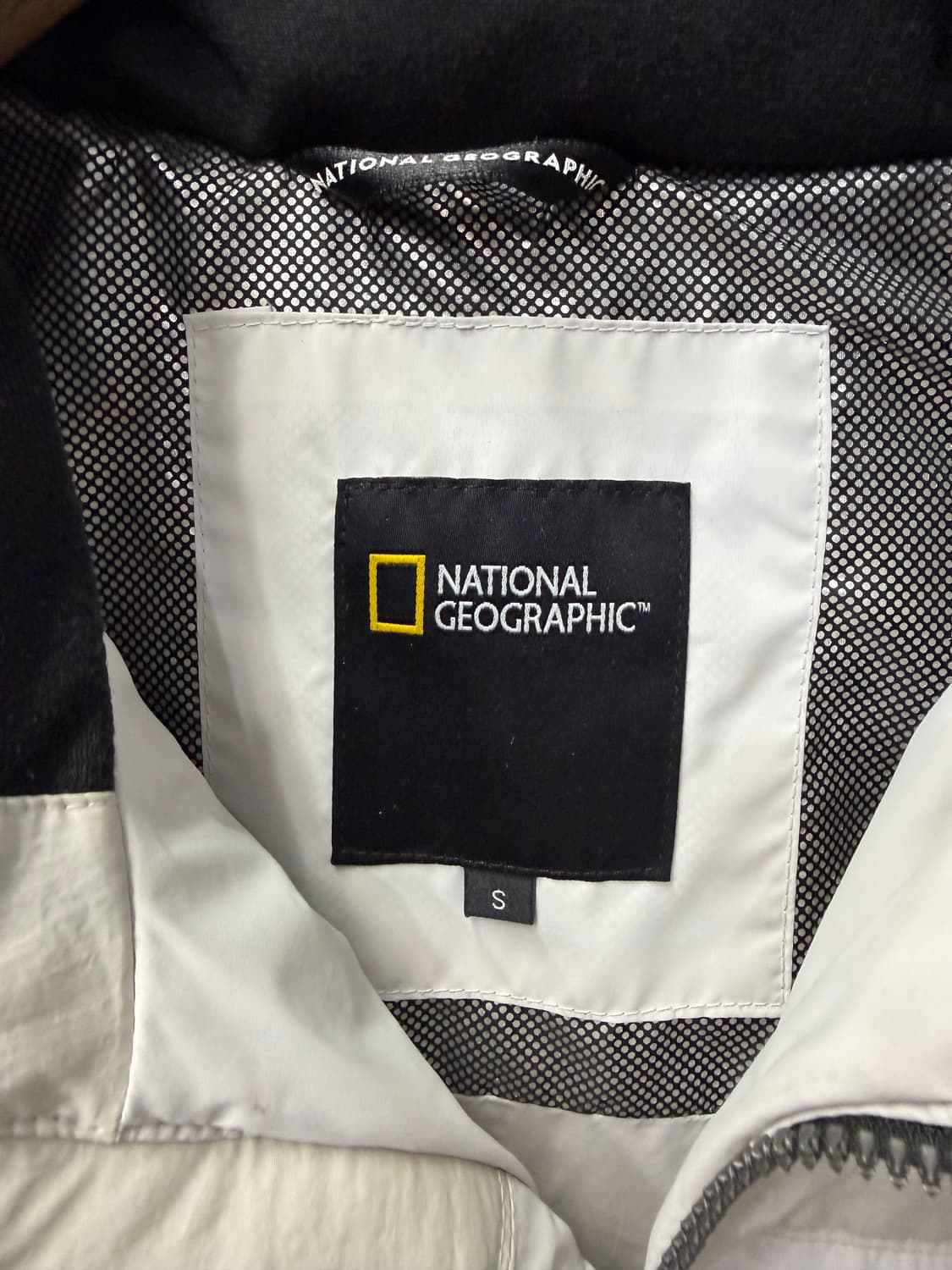 정품) 내셔널지오그래픽 남녀공용 패딩 점퍼 S 상품이미지7
