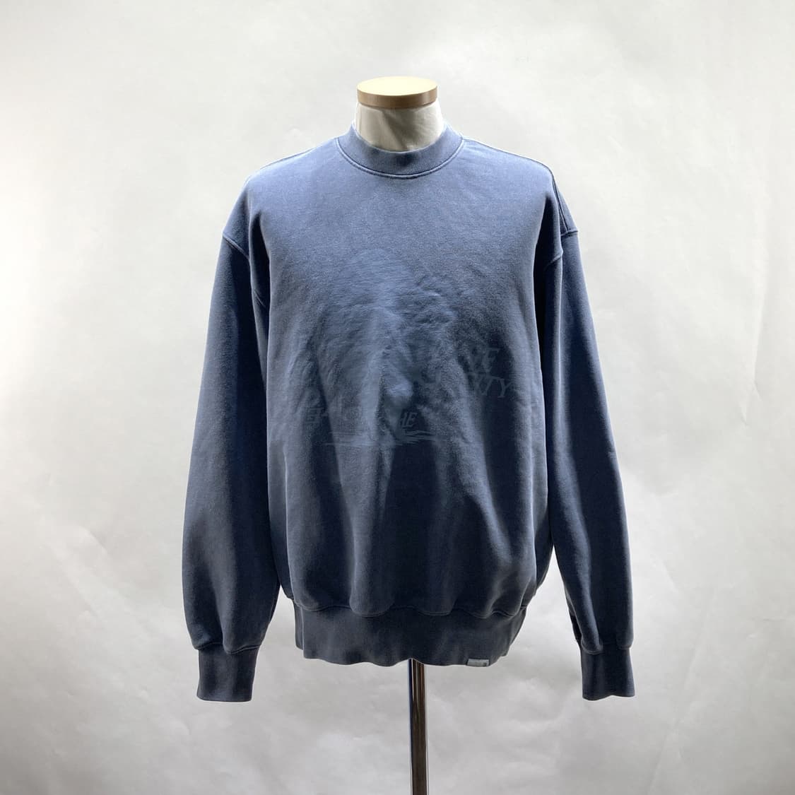 어반디타입 공용 워싱맨투맨 블루 오버핏 S  상품이미지1