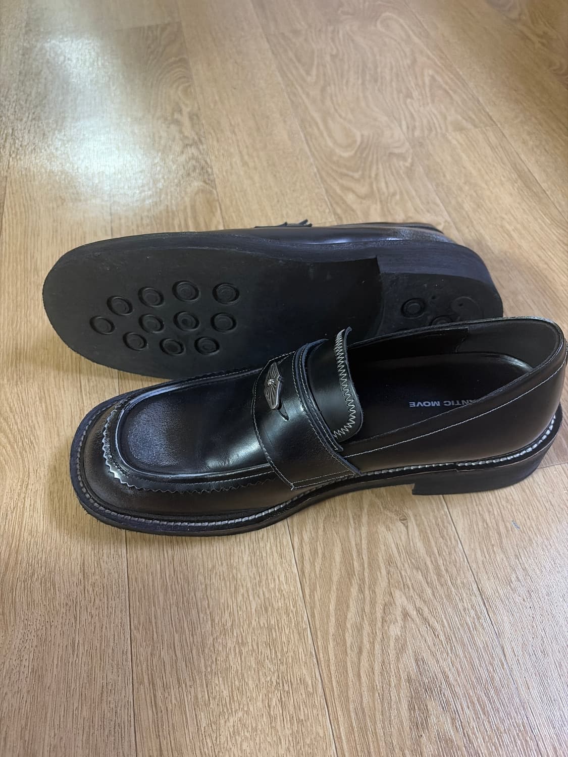 로맨틱 무브 하프문 레더 로퍼 270 상품이미지2