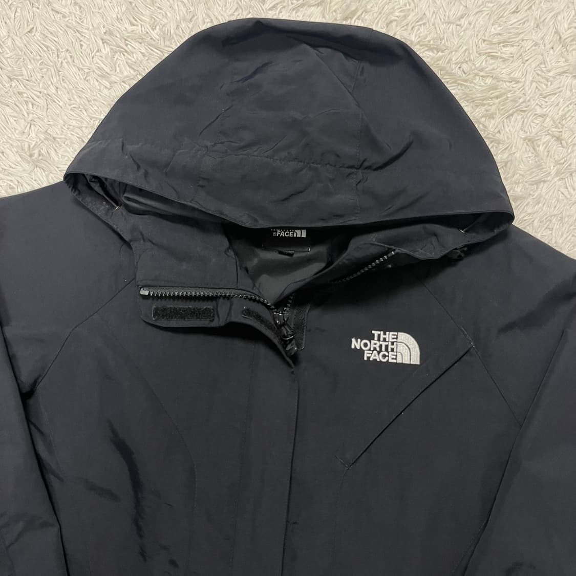 The North Face windbreaker 상품이미지5