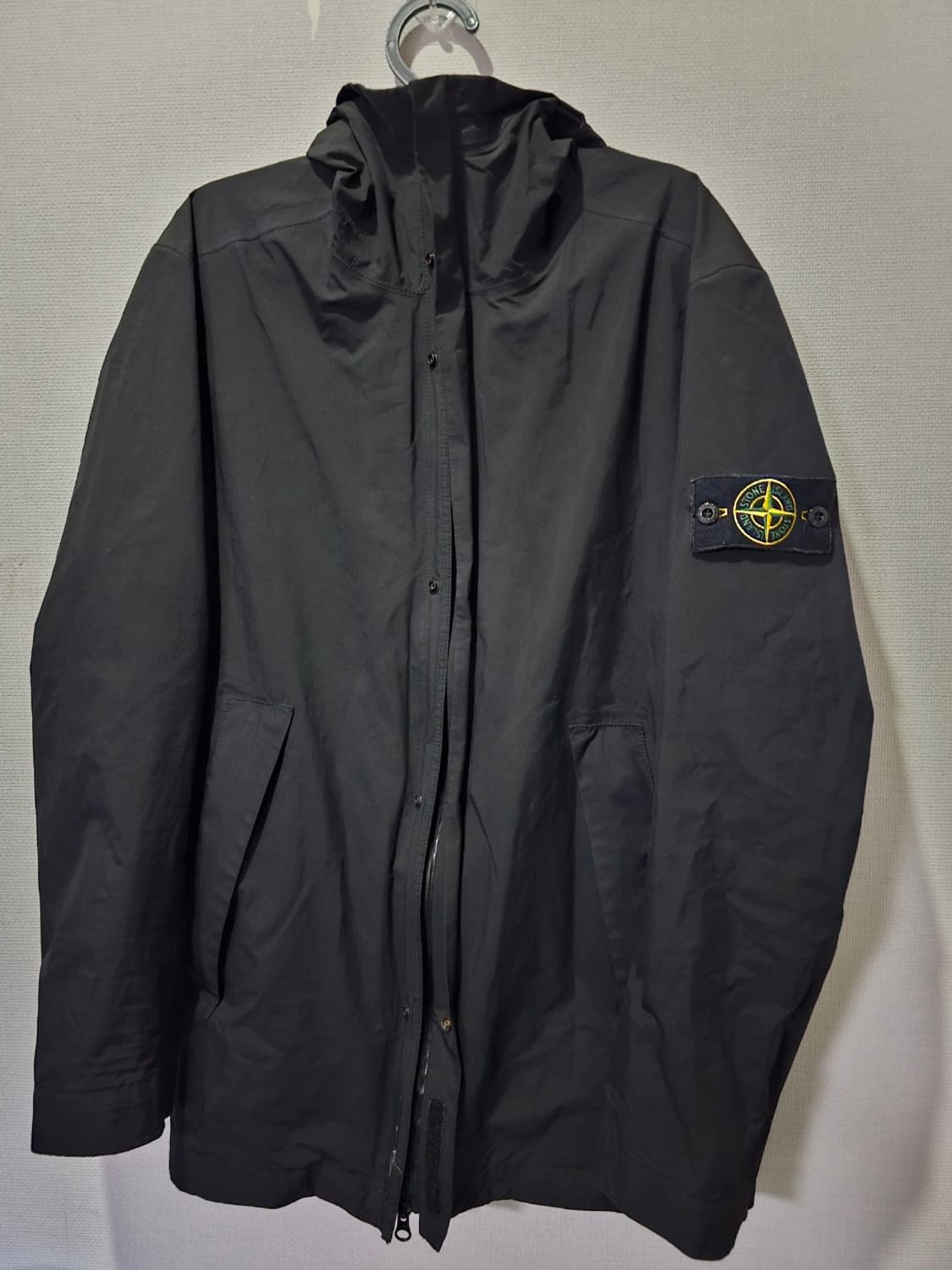 정품 스톤아일랜드 고어텍스 후드 자켓 100 / L 상품이미지1