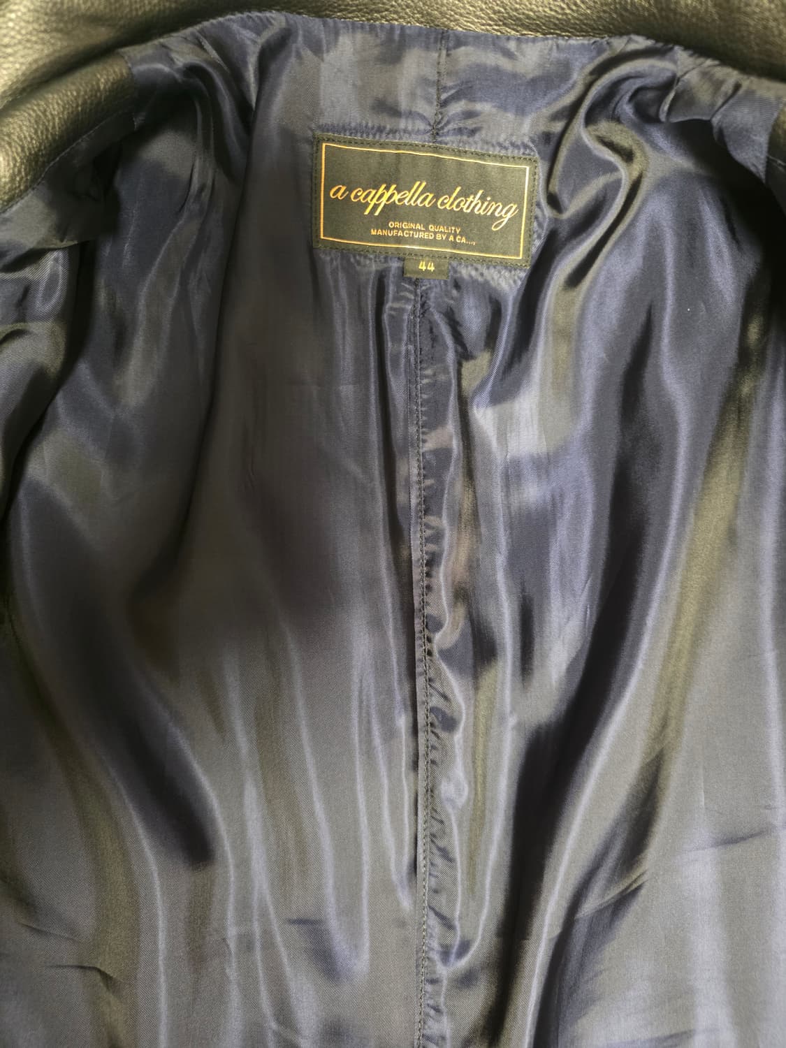 아카펠라 클로딩 가죽 피코트 블랙 44사이즈 판매 상품이미지3