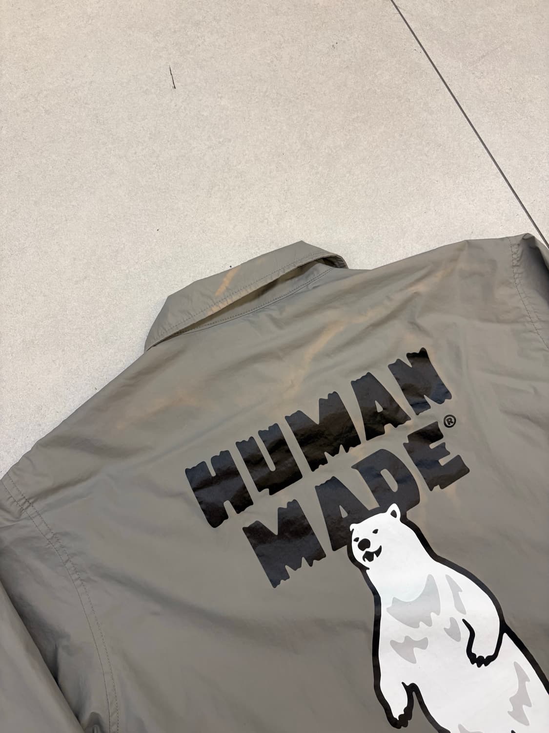 휴먼메이드 폴라베어 코치 자켓 상품이미지7