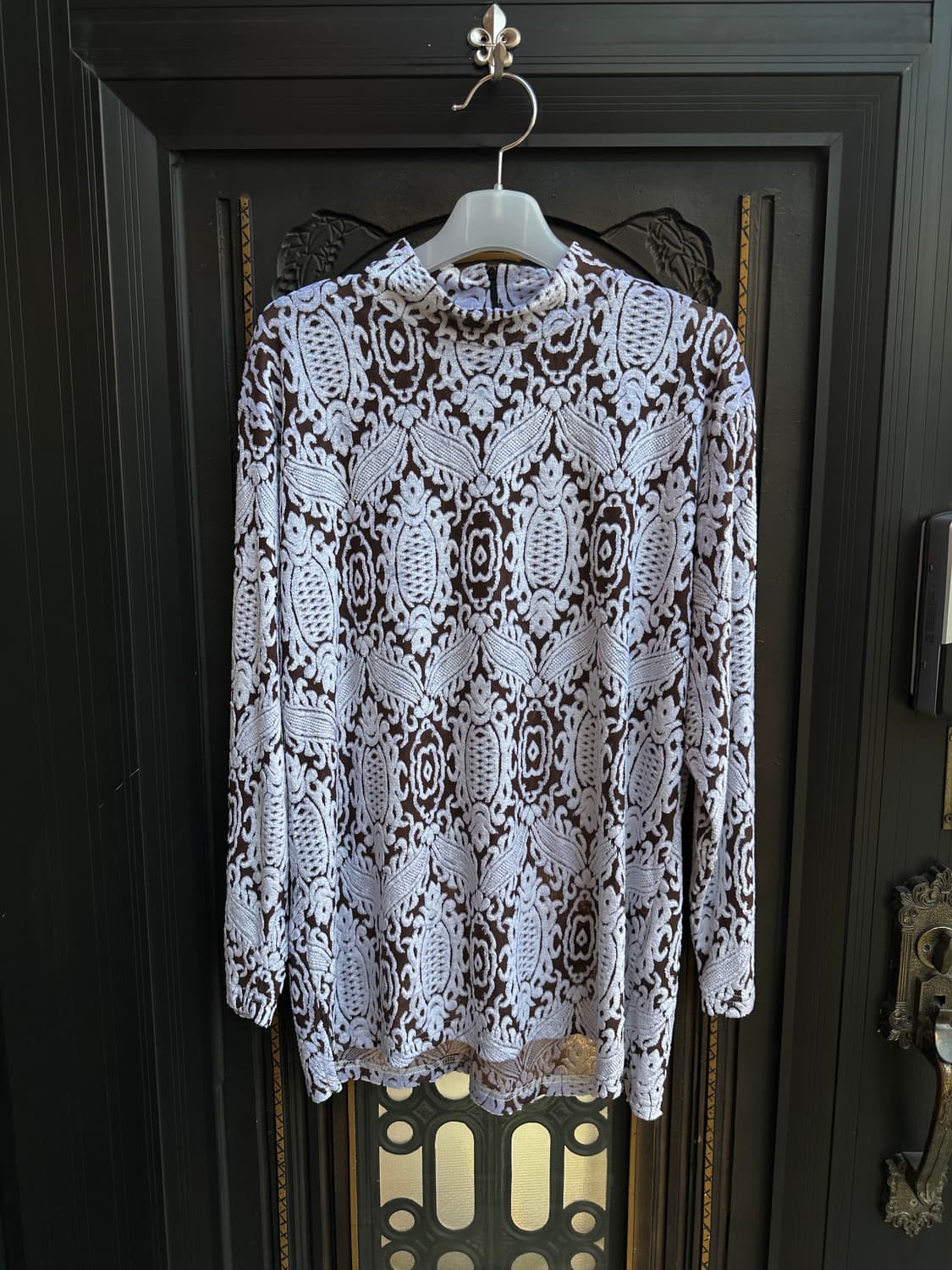 패턴 문양 긴팔  상품이미지1