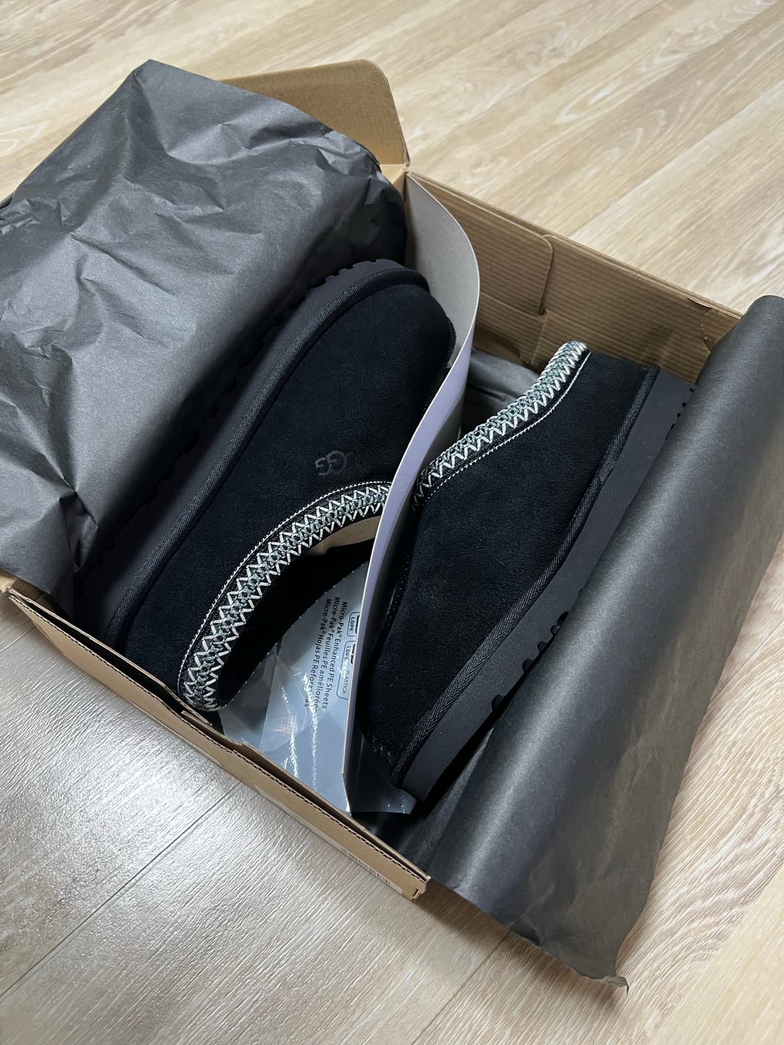 어그 타스만 2 슬리퍼 블랙 새상품(무료배송) 상품이미지3