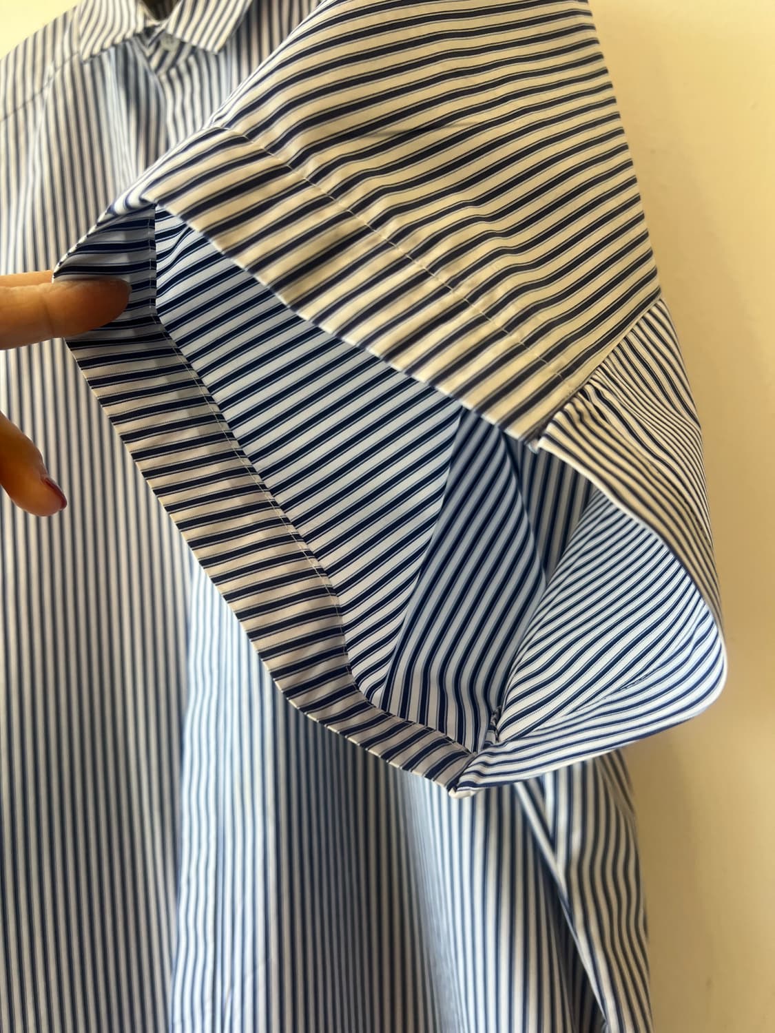 준지 JUUN.J 남성 네이비 스트라이프셔츠 코튼반팔셔츠 상품이미지4