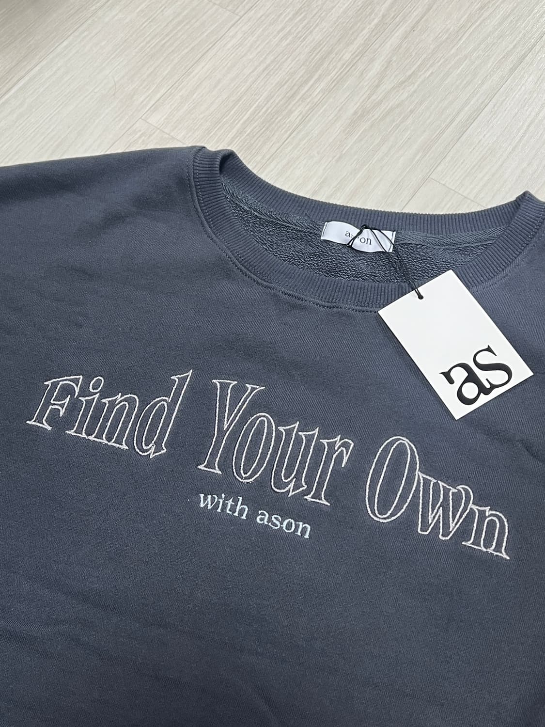 [새상품] 애즈온 - COMFY BOXY SWEATSHIRT 맨투맨 (챠 상품이미지3