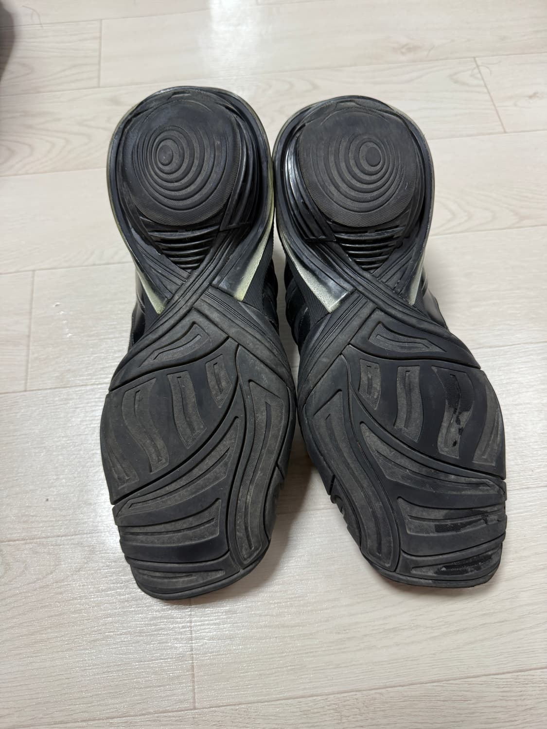 발렌시아가 타이렉스 블랙 43 구성품X 상품이미지5