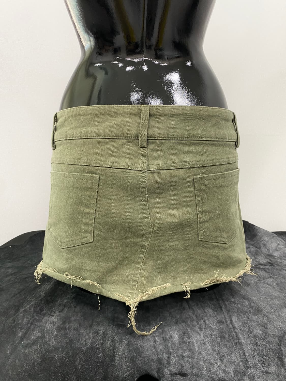 Low-rise 2-way Zip Shorts Skirt 상품이미지4