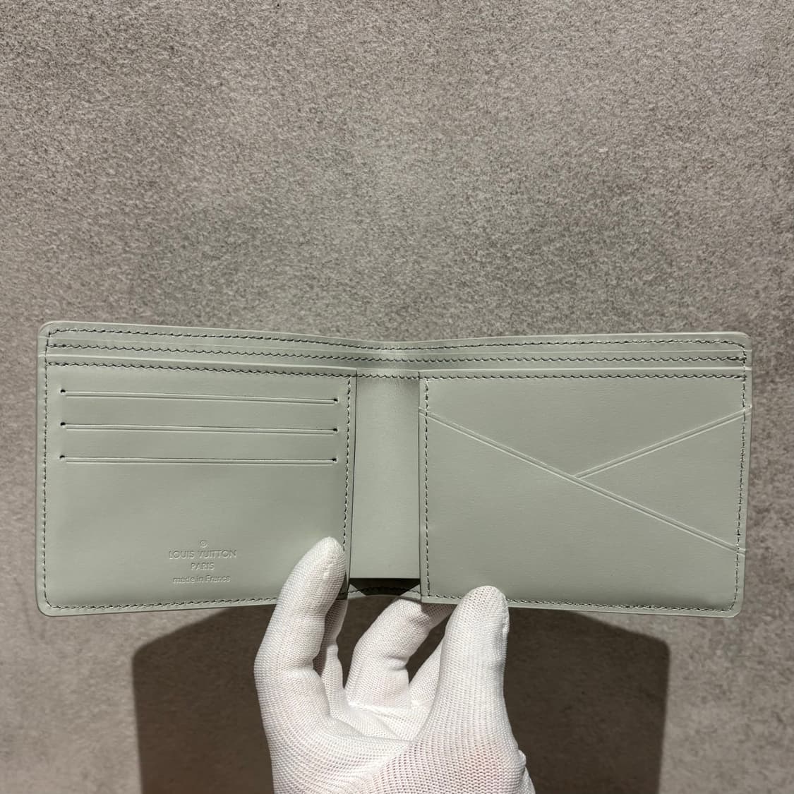 루이비통 토뤼옹 반지갑 상품이미지7