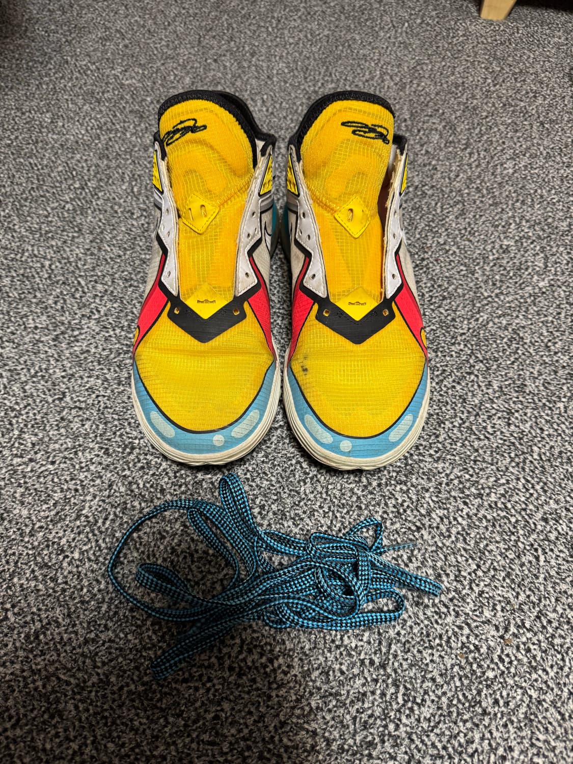 나이키 르브론18 로우 카툰 아트  상품이미지1