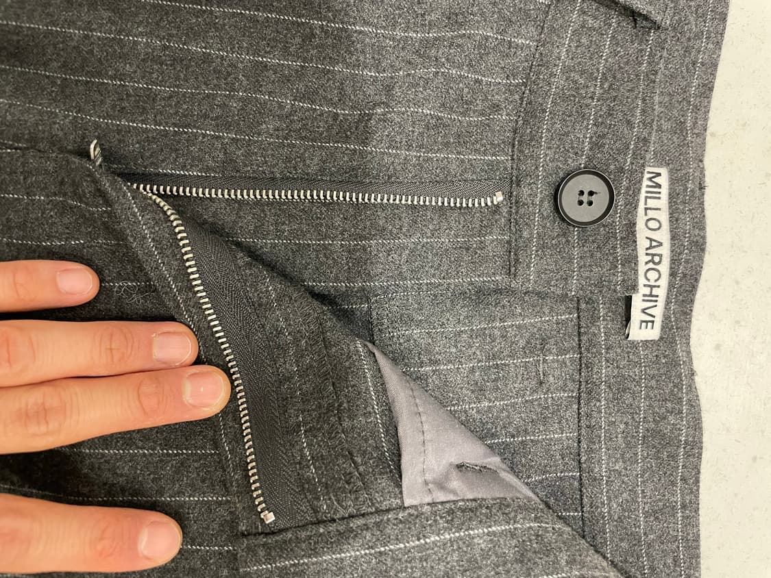 상태굿 M 밀로 아카이브 리플렉트 스트라이프 울 팬츠 [차콜] 상품이미지8