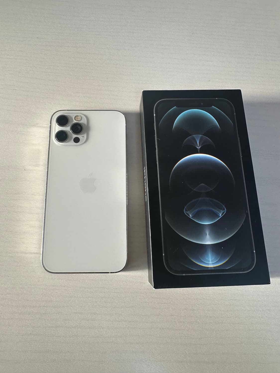 아이폰12프로 256 상품이미지2