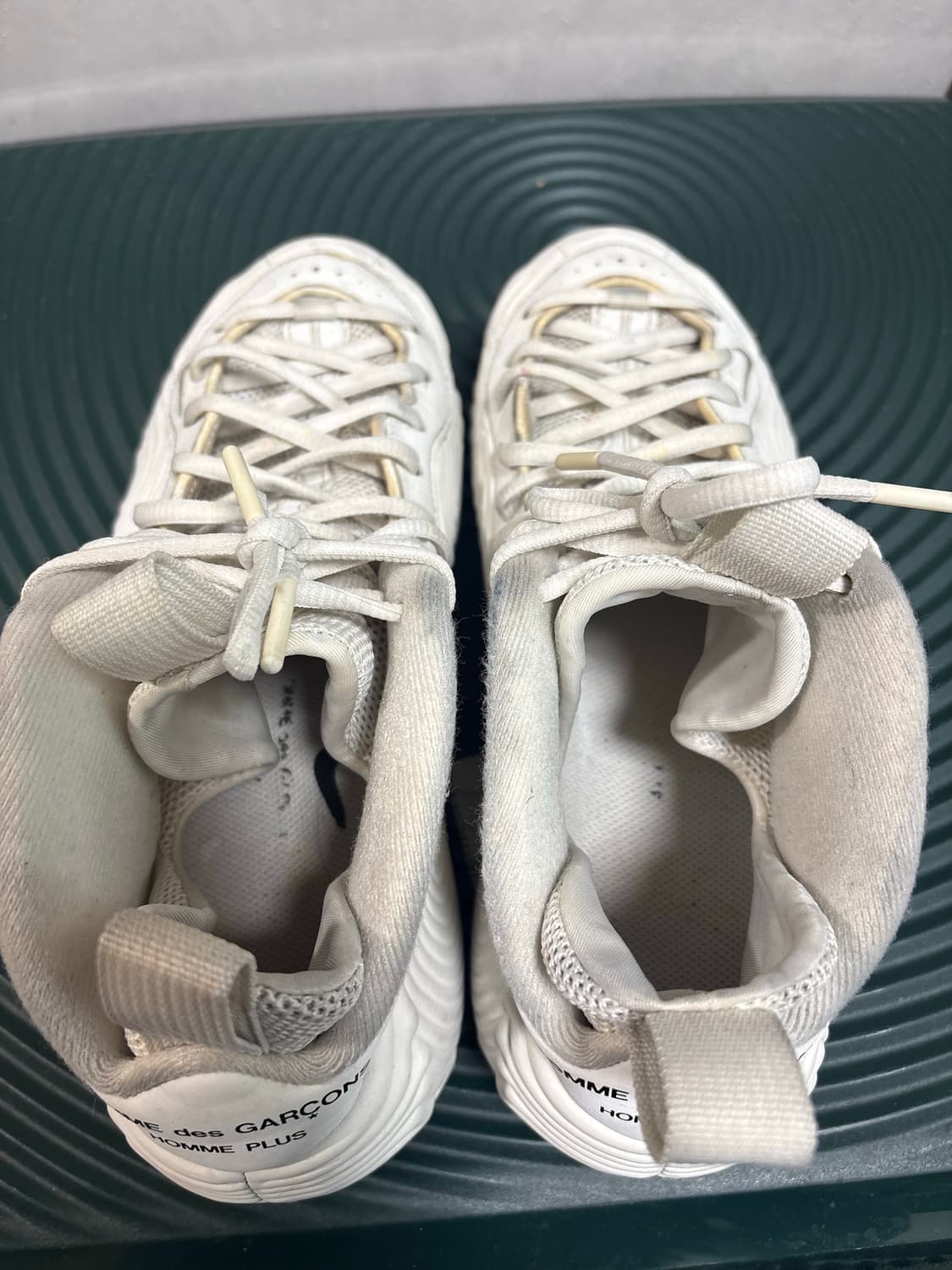 꼼데가르송 폼포짓 250 상품이미지5